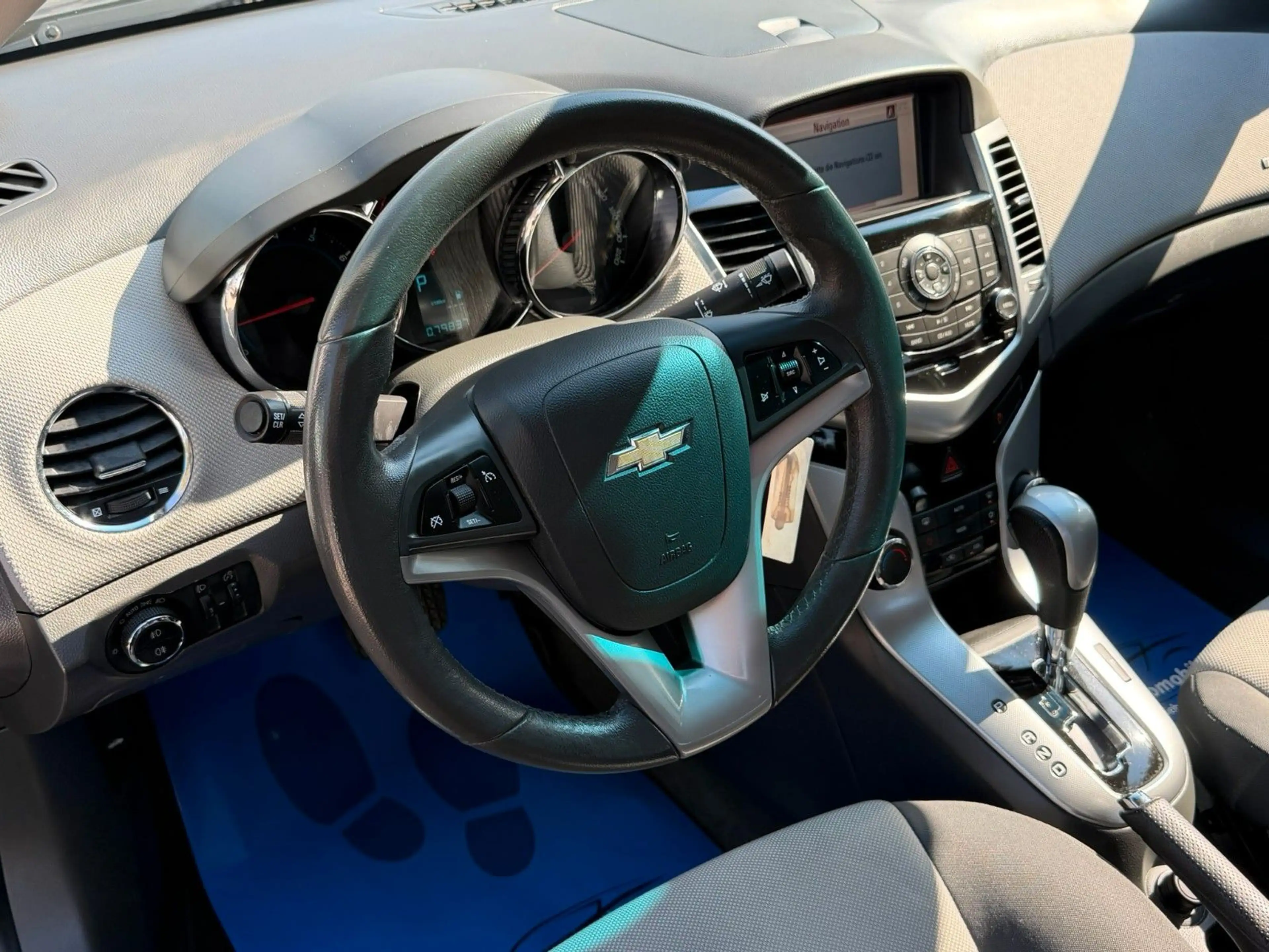 Chevrolet Cruze LT *Aut.*Navi*PDC*MFL* TÜV Neu — photo 9
