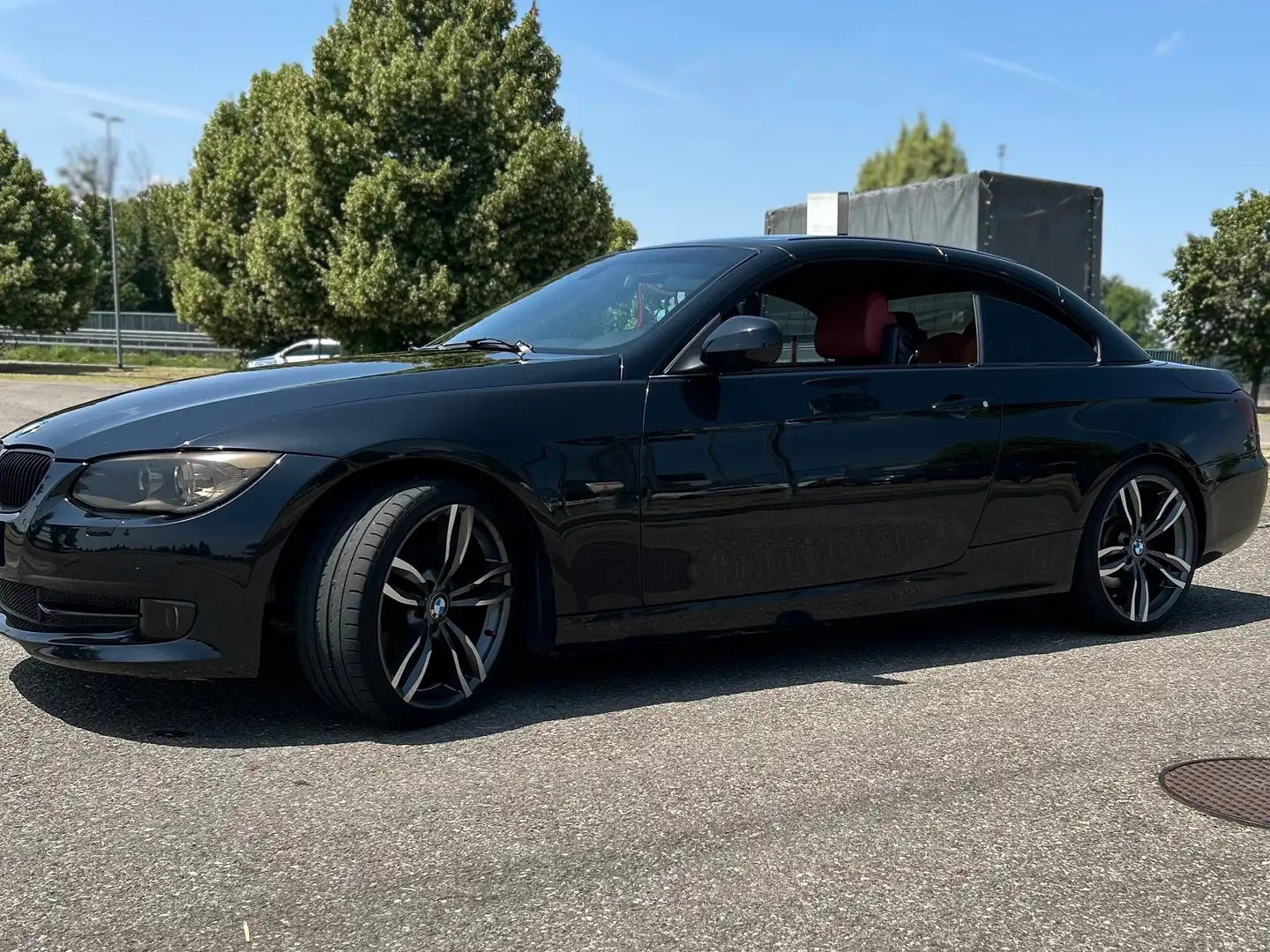 BMW 320 Serie 3 E93 Cabrio 320d Cabrio Eletta 184cv Nero - 2