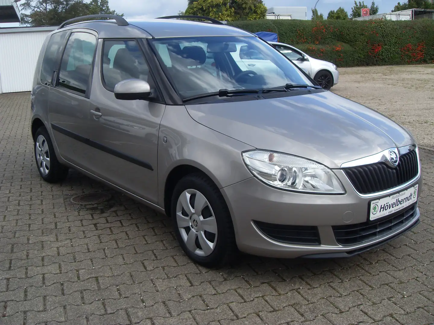 Skoda Roomster 1,2 TSI Ambition Plus Edition Beige - 2