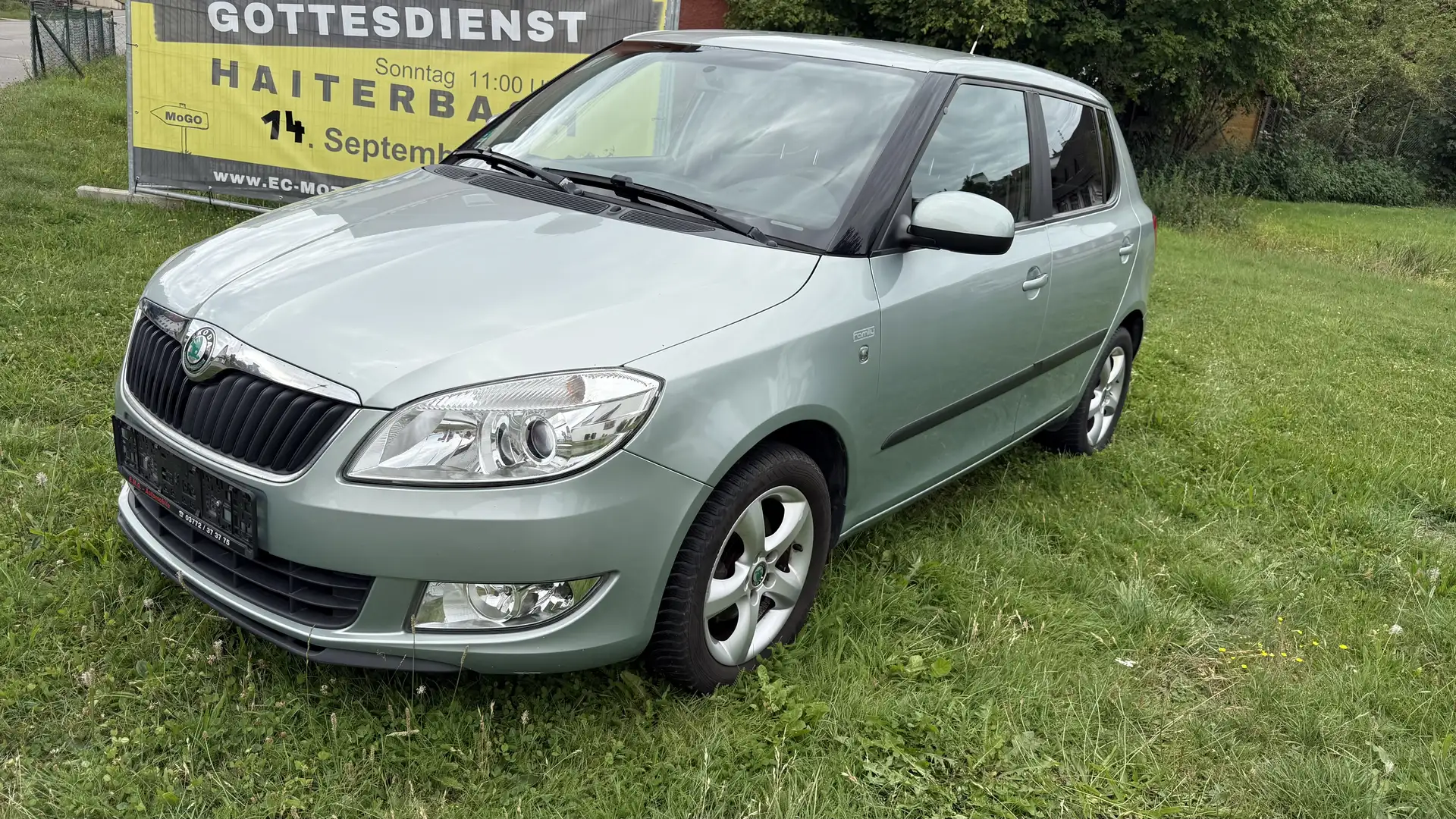Skoda Fabia Family Grau - 1