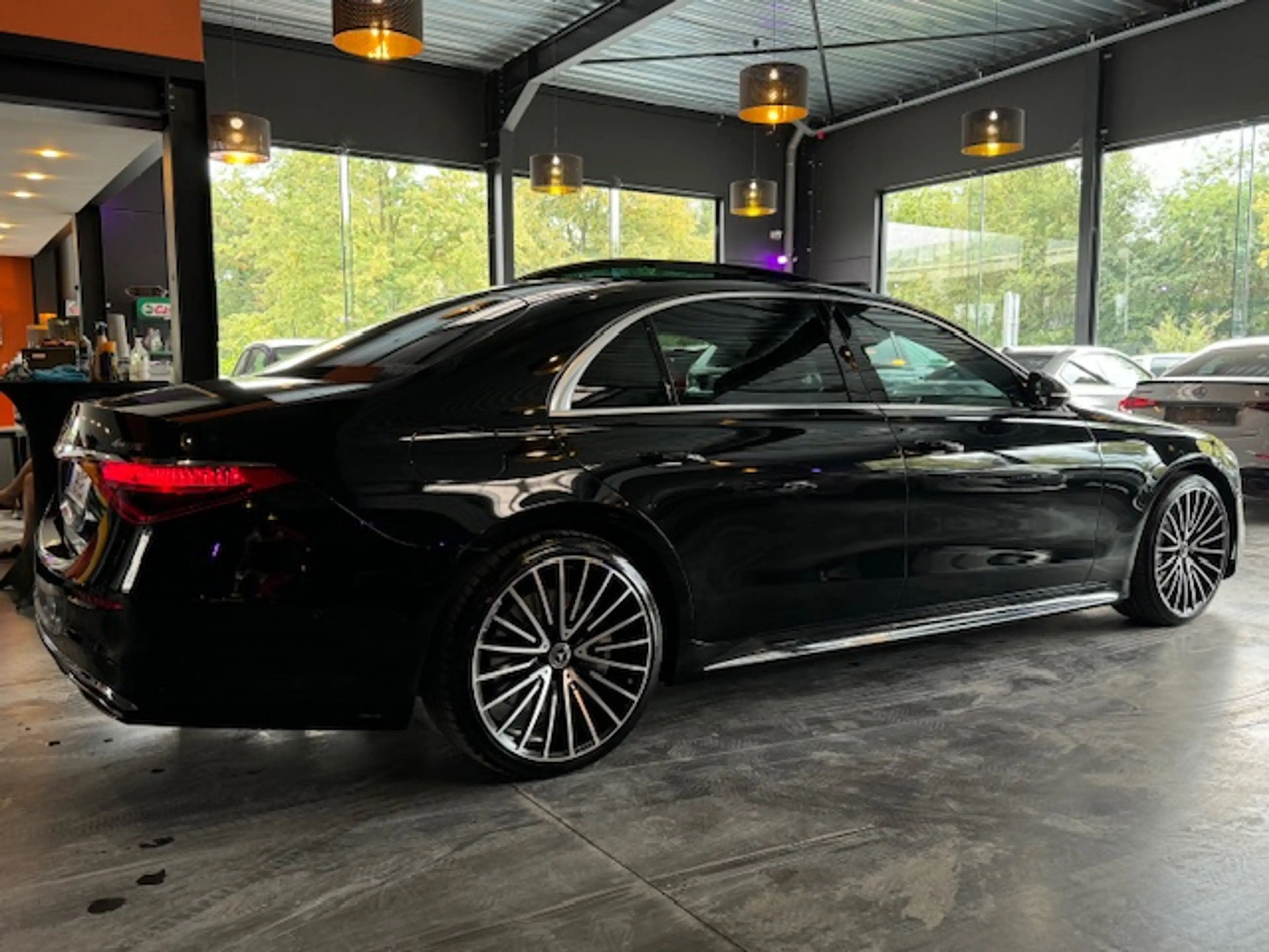 Mercedes-Benz S 450 e MHE - FULL OPTION - CUIR BLANC - JANTES 21P — photo 11