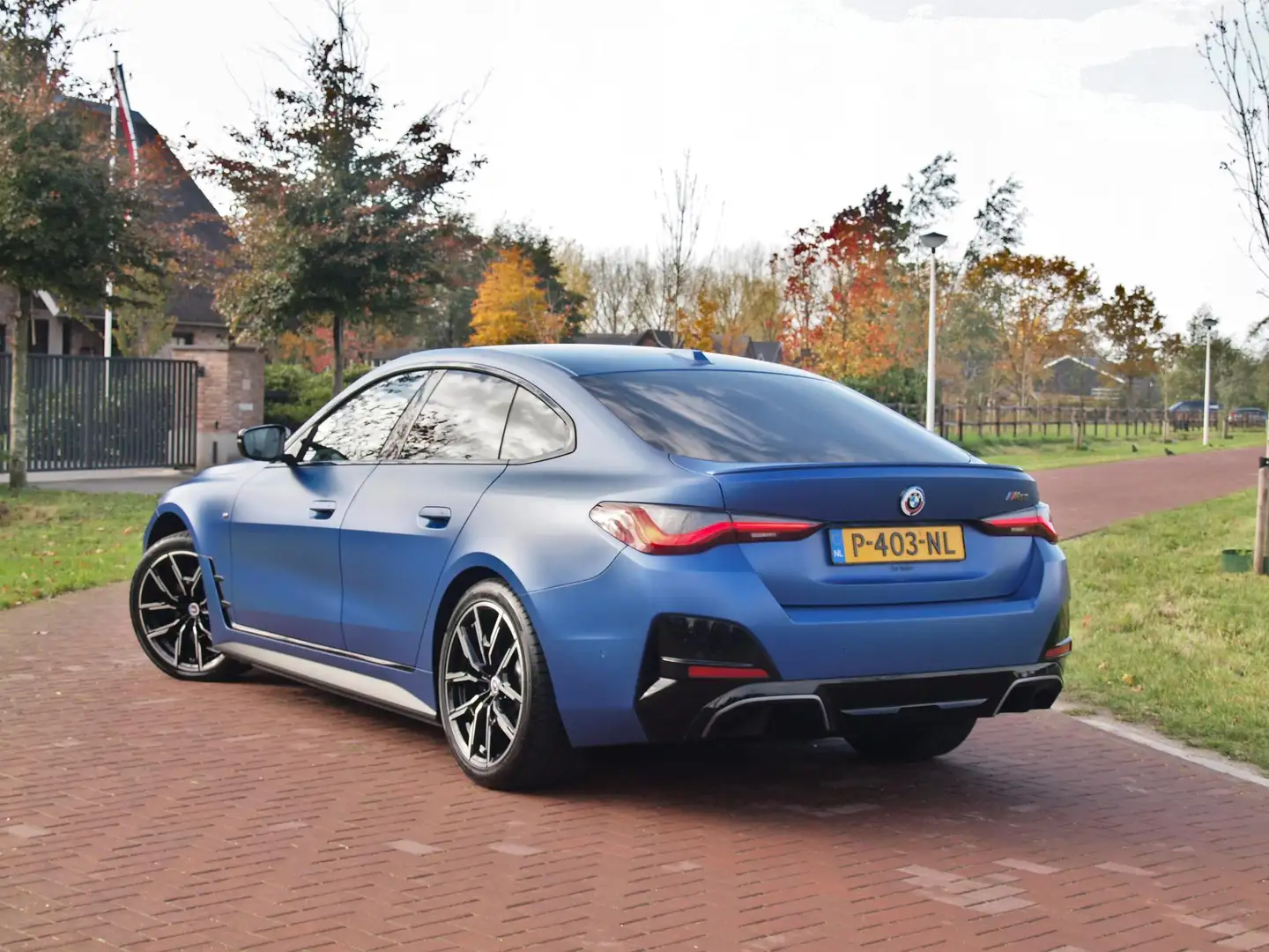 BMW i4 M50 High Executive 84 kWh | SOH 98% | 544 PK | Har Blau - 2