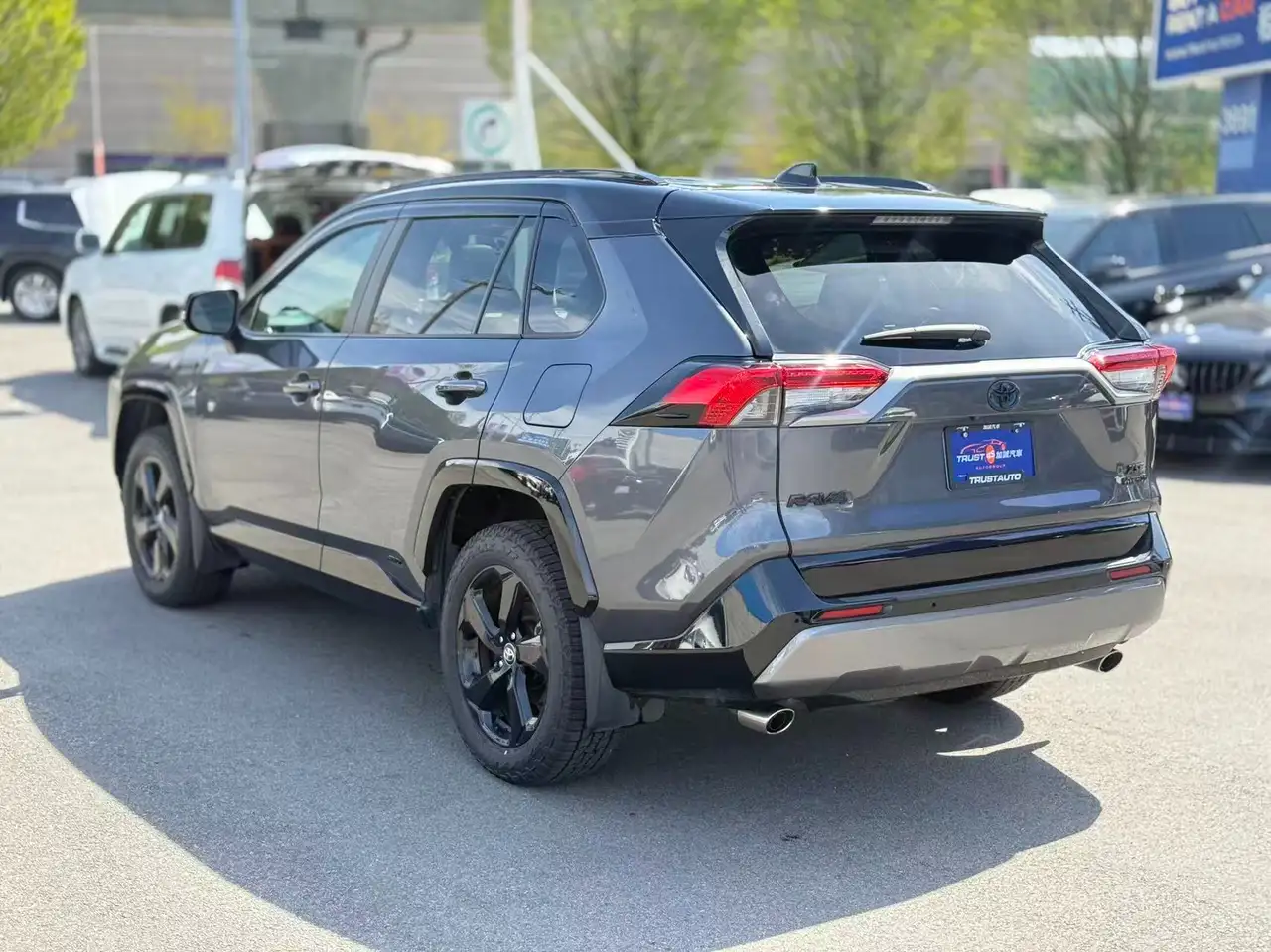 Toyota RAV 4 снимка Toyota RAV 4