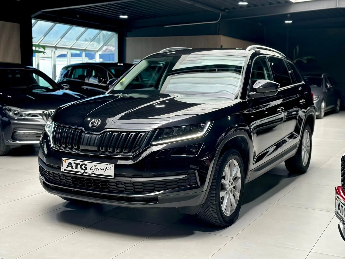 Skoda Kodiaq 2.0TDI 150CV BOITE AUTO 7 PLACES TOIT PANO GPS LED Noir - 1