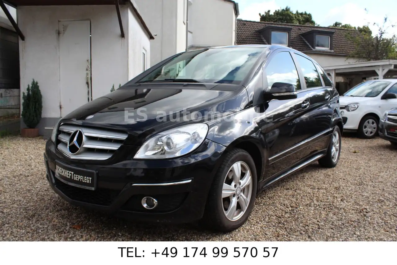 Mercedes-Benz B 180