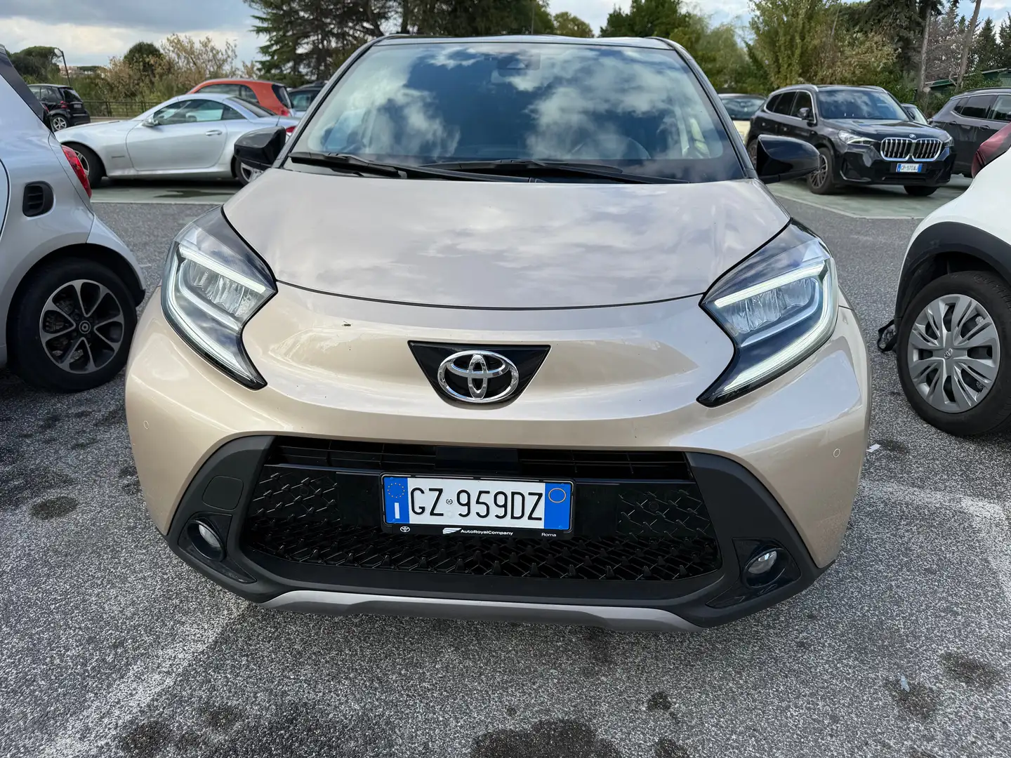 Toyota Aygo Aygo X Air X 1.0 Lounge Air 72cv s-cvt Bronzo - 1