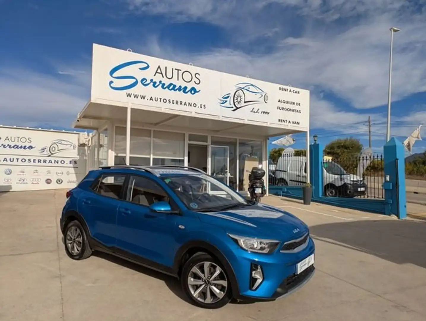 Kia Stonic 1.0 T-GDi MHEV iMT 74 kW Azul - 2