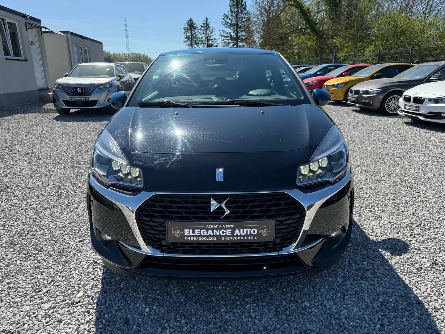 Citroen DS3 1.2 PureTech So Chic-Full opt-Carnet-Garantie Černá - 2