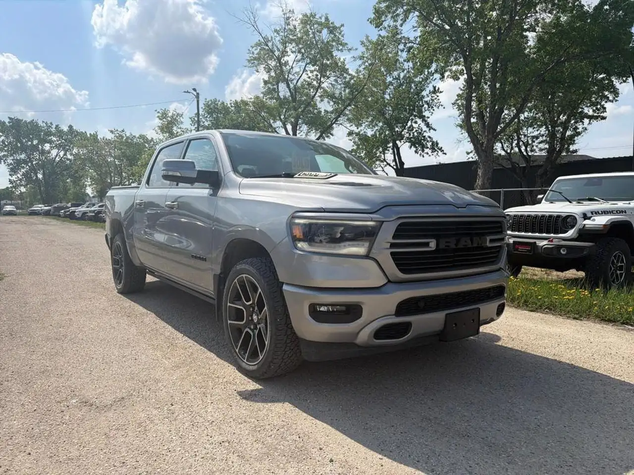 RAM 1500 снимка RAM 1500
