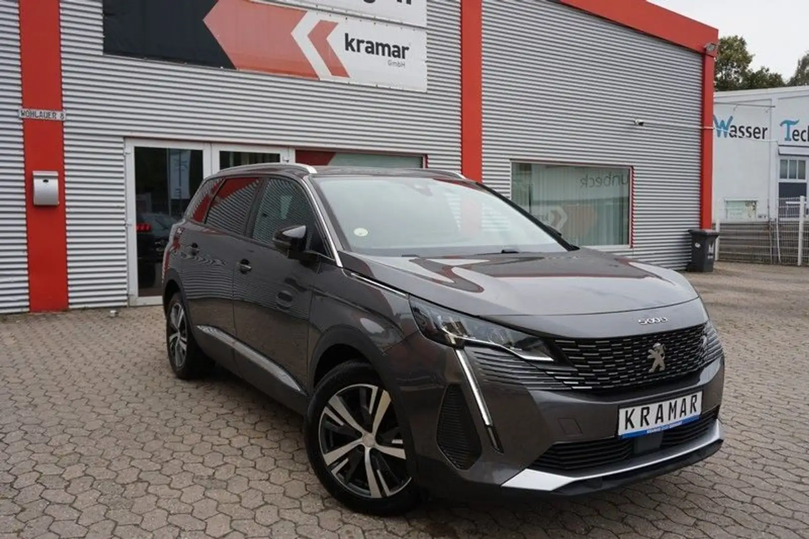 Peugeot 5008 1.5 BlueHDi EAT8 Aut Allure 7-Sitzer/Kamera Gris - 2