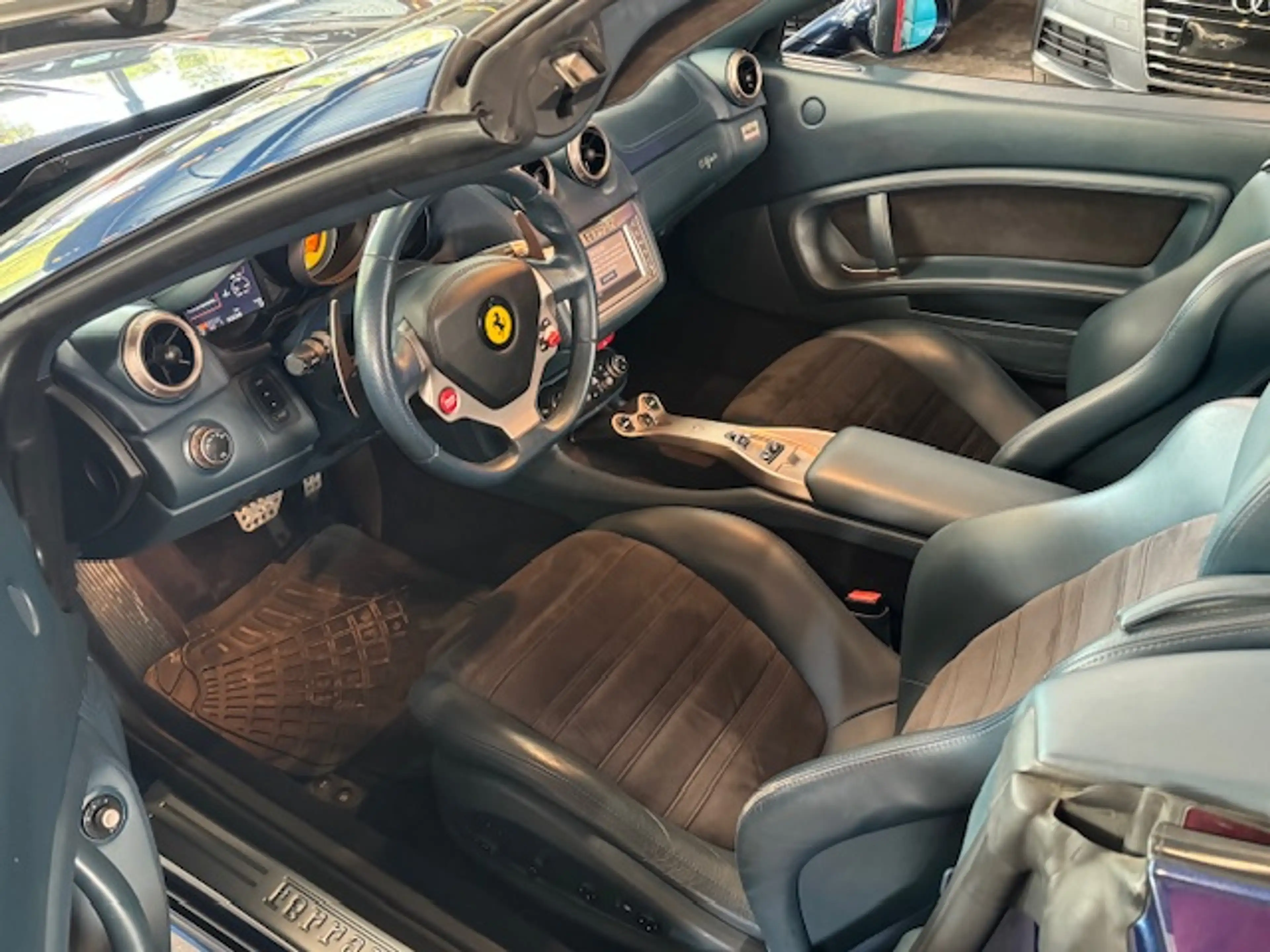 Ferrari California California(M.F136 IB)4.3i V8 ATMO - 460CV/485nM — photo 14