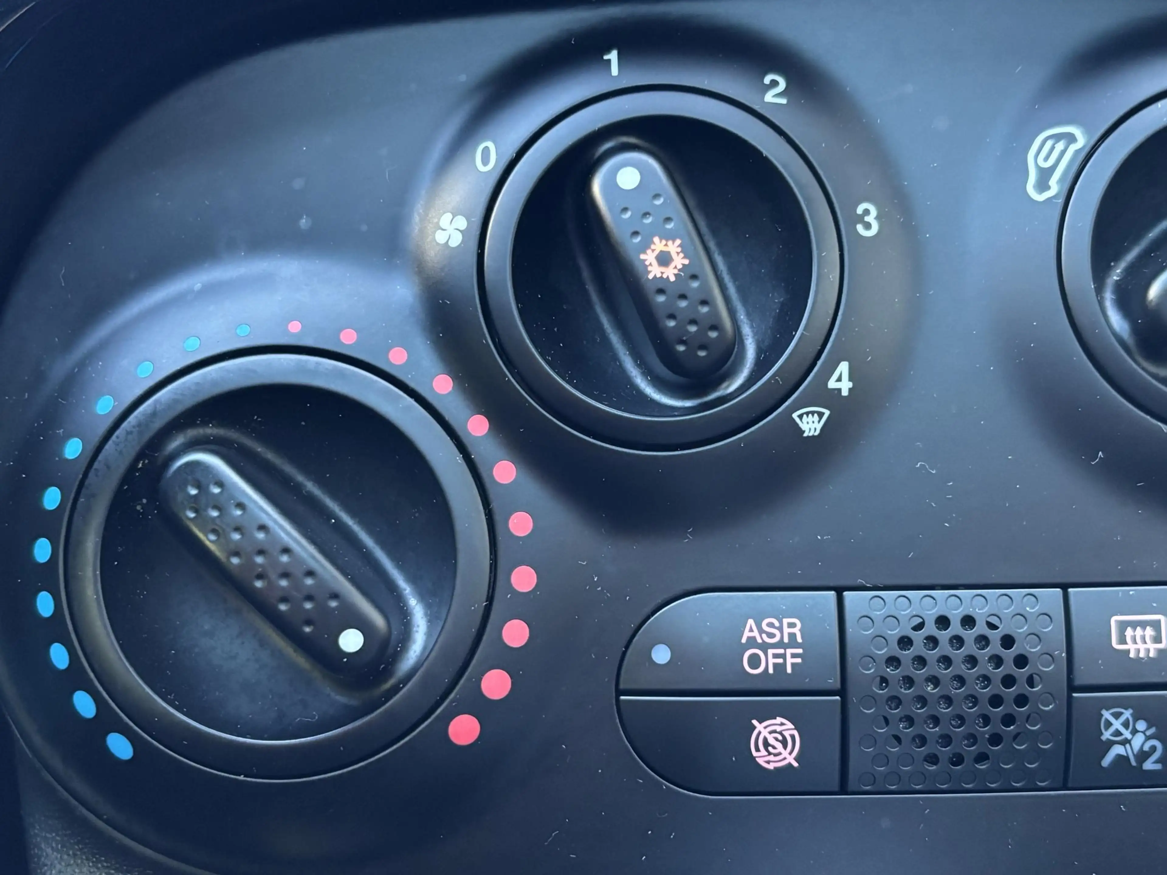 Fiat 500 70pk Hybrid Dolcevita Finale | Panoramadak | Apple — photo 12