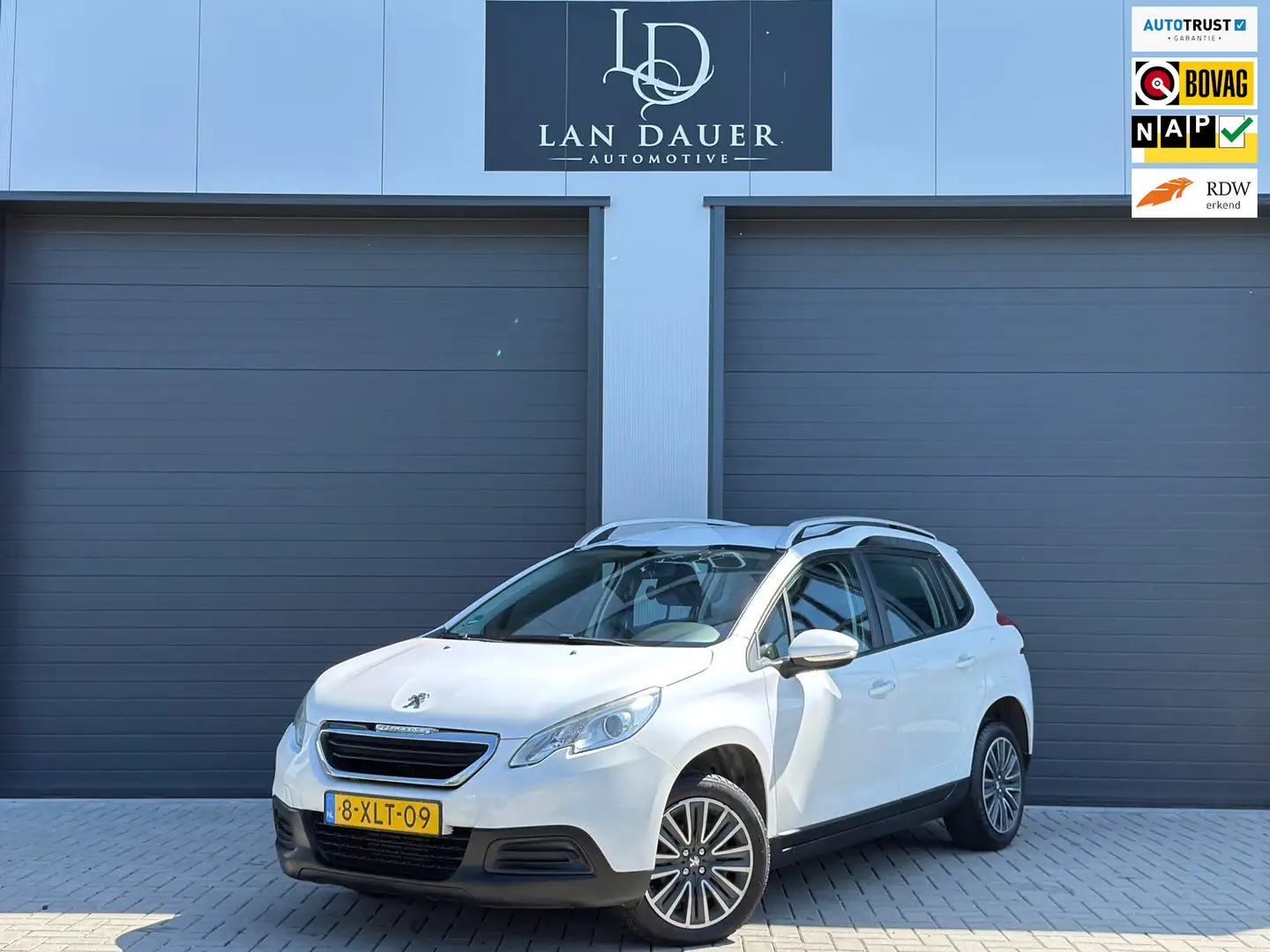 Peugeot 2008 1.2 PureTech Access / Automaat / NAP / Airco Blanc - 1
