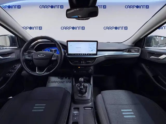 Ford Focus view 10