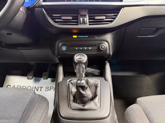 Ford Focus view 11