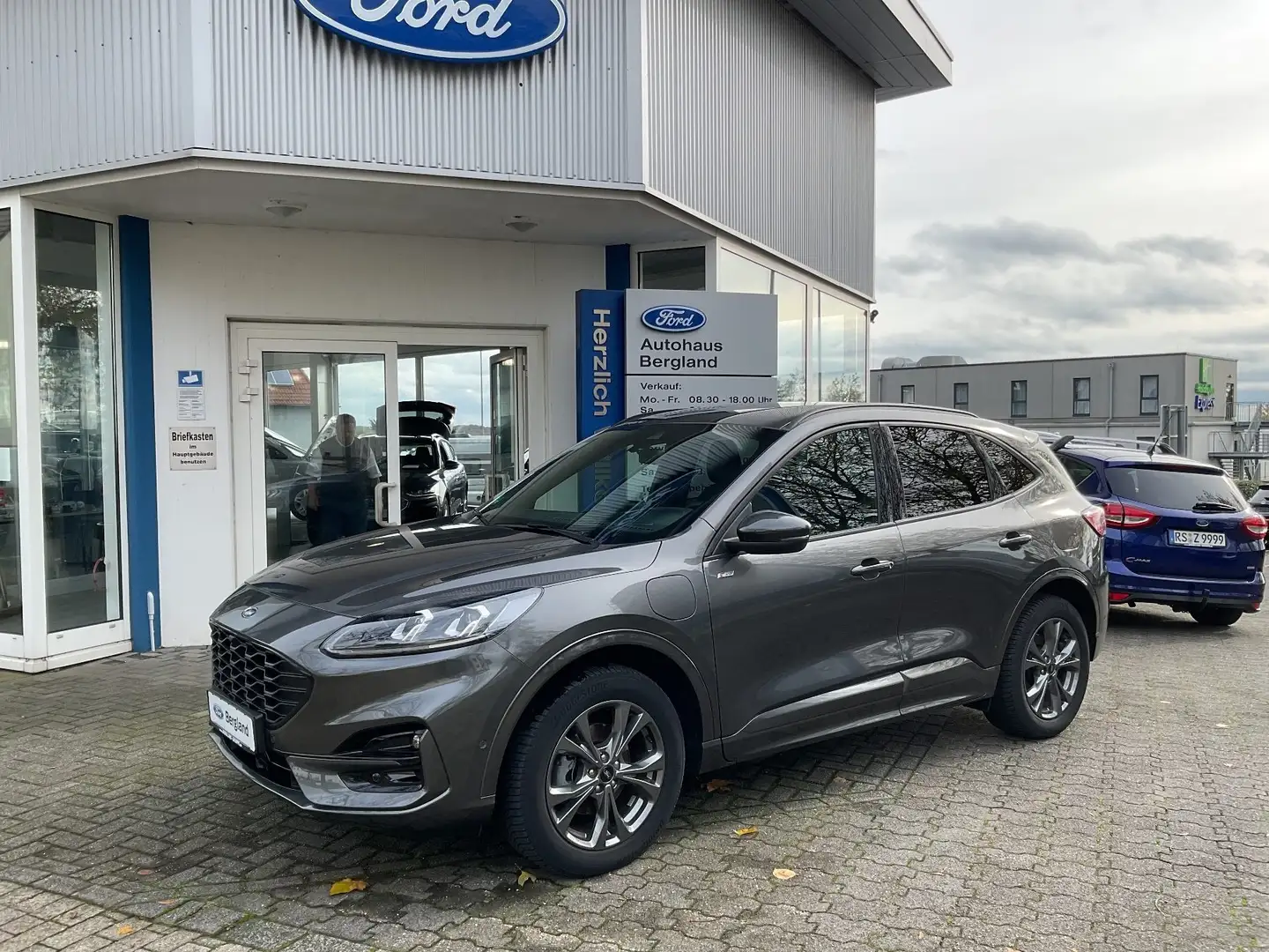 Ford Kuga ST-Line X PHEV *AHK*LED*RFK*PDC*SHZ*iACC*Ke Grijs - 1