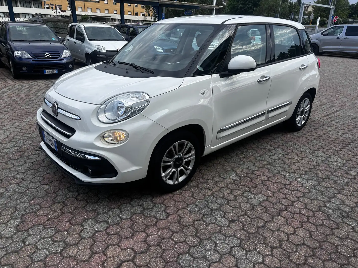 Fiat 500L 1.4 Lounge 95cv - 1