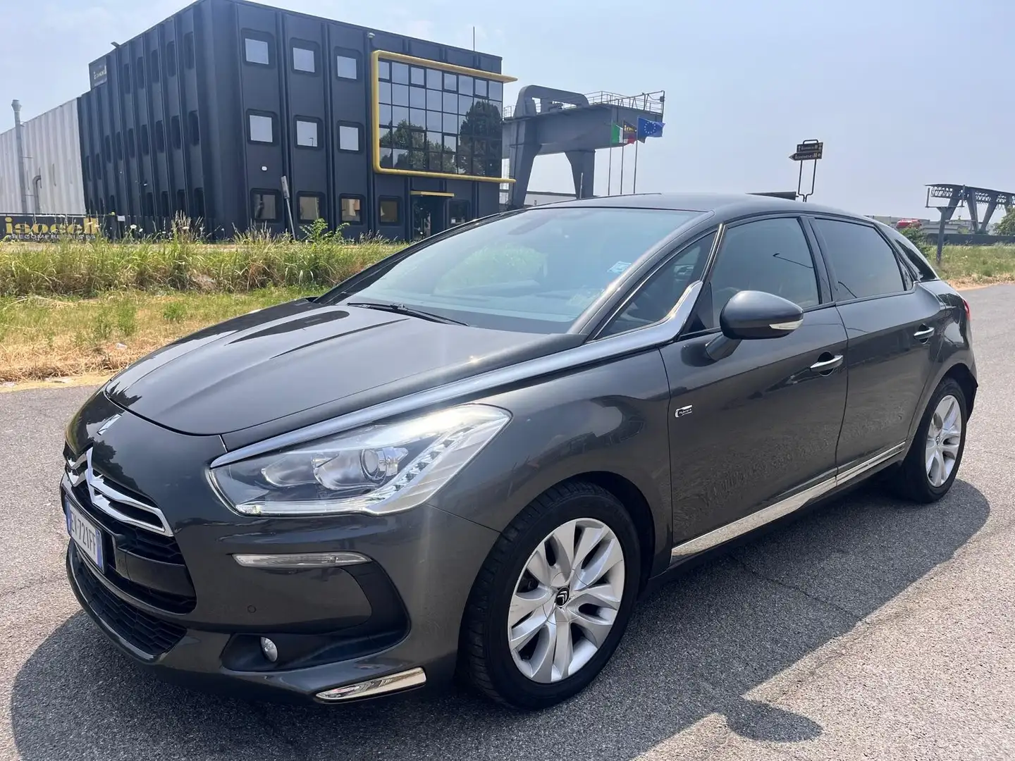 DS Automobiles DS 5 DS 5 Hybrid4 airdream Chic Grigio - 1