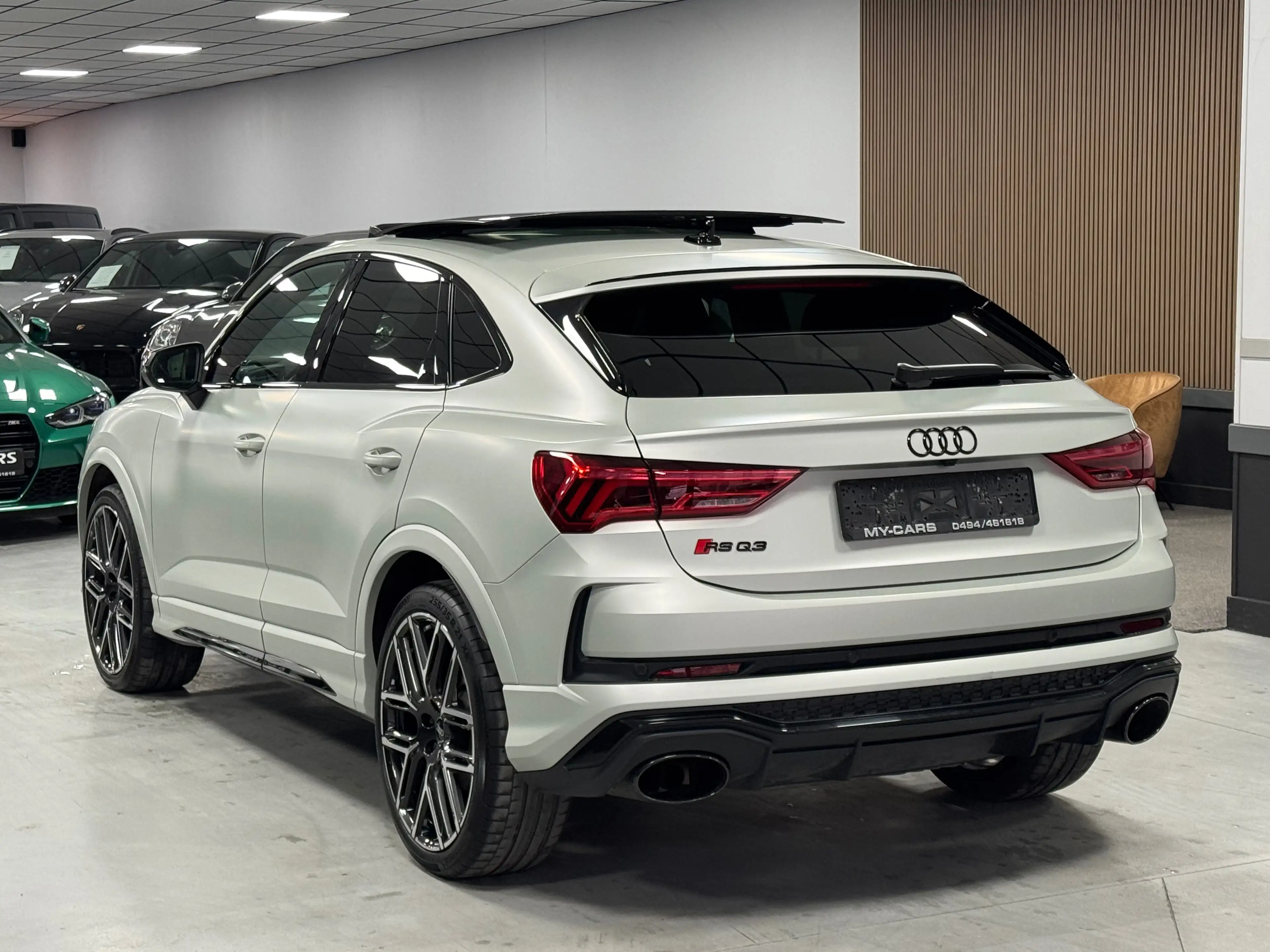 Audi RS Q3 Sportback Exclusive Sieges Daytona Carbone Color Original — photo 4