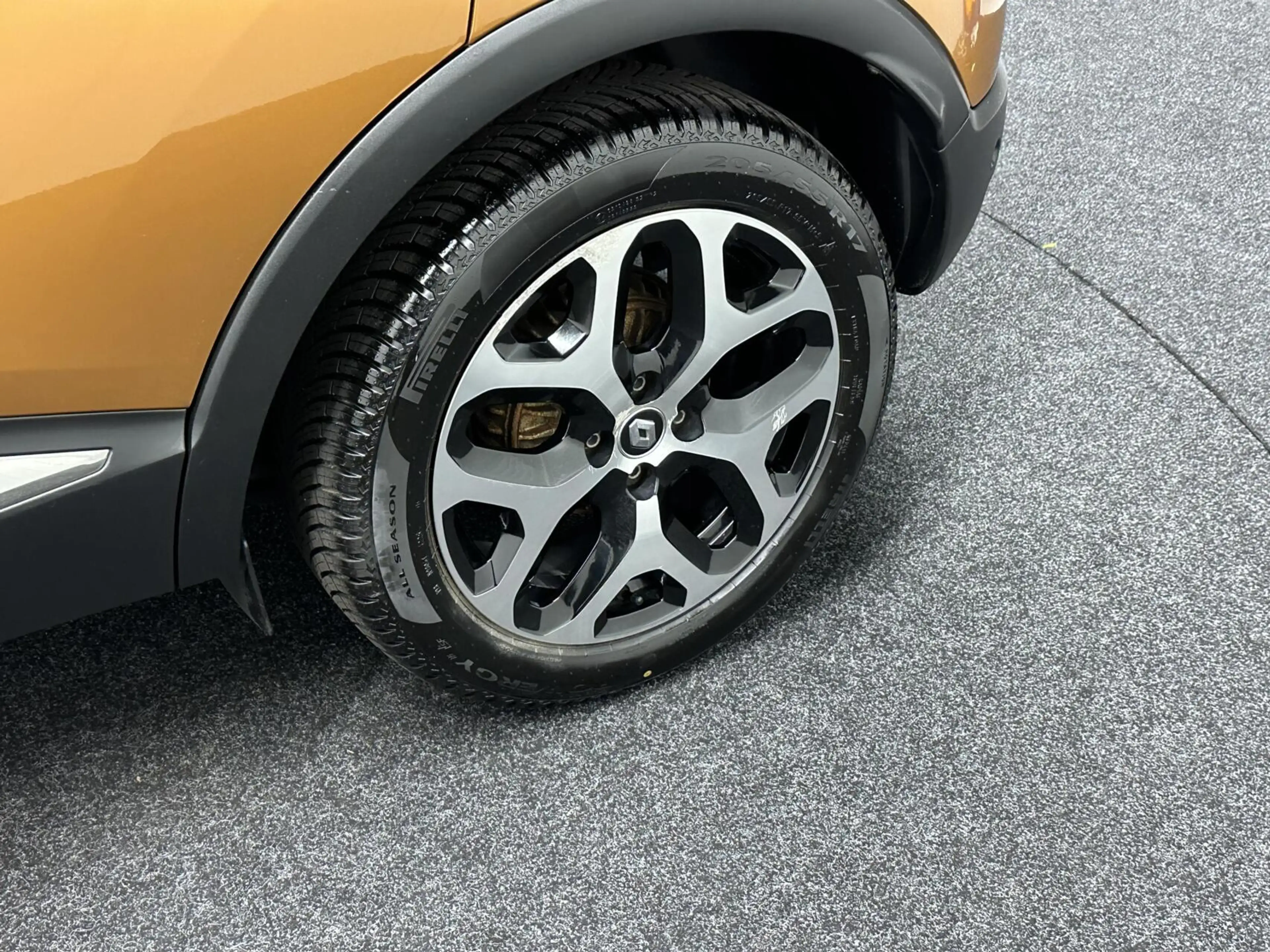 Renault Captur 0.9 TCe Intens NAVI CRUISE TREKHAAK LM ECC . — photo 12