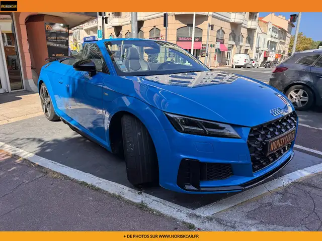 Audi TT view 3