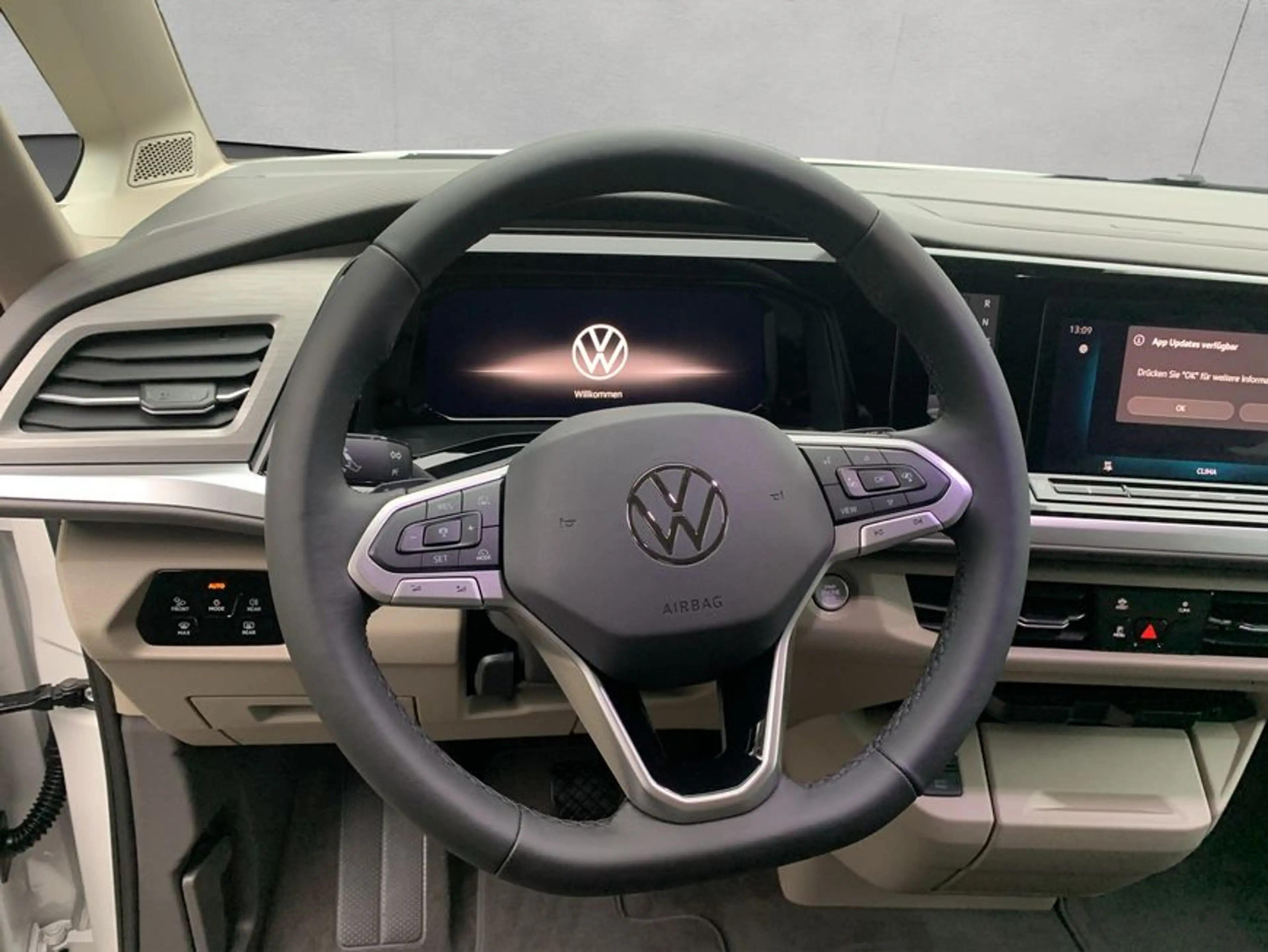 Volkswagen LT Multivan Life 2,0 TDI DSG AHK Standh. LED — photo 11