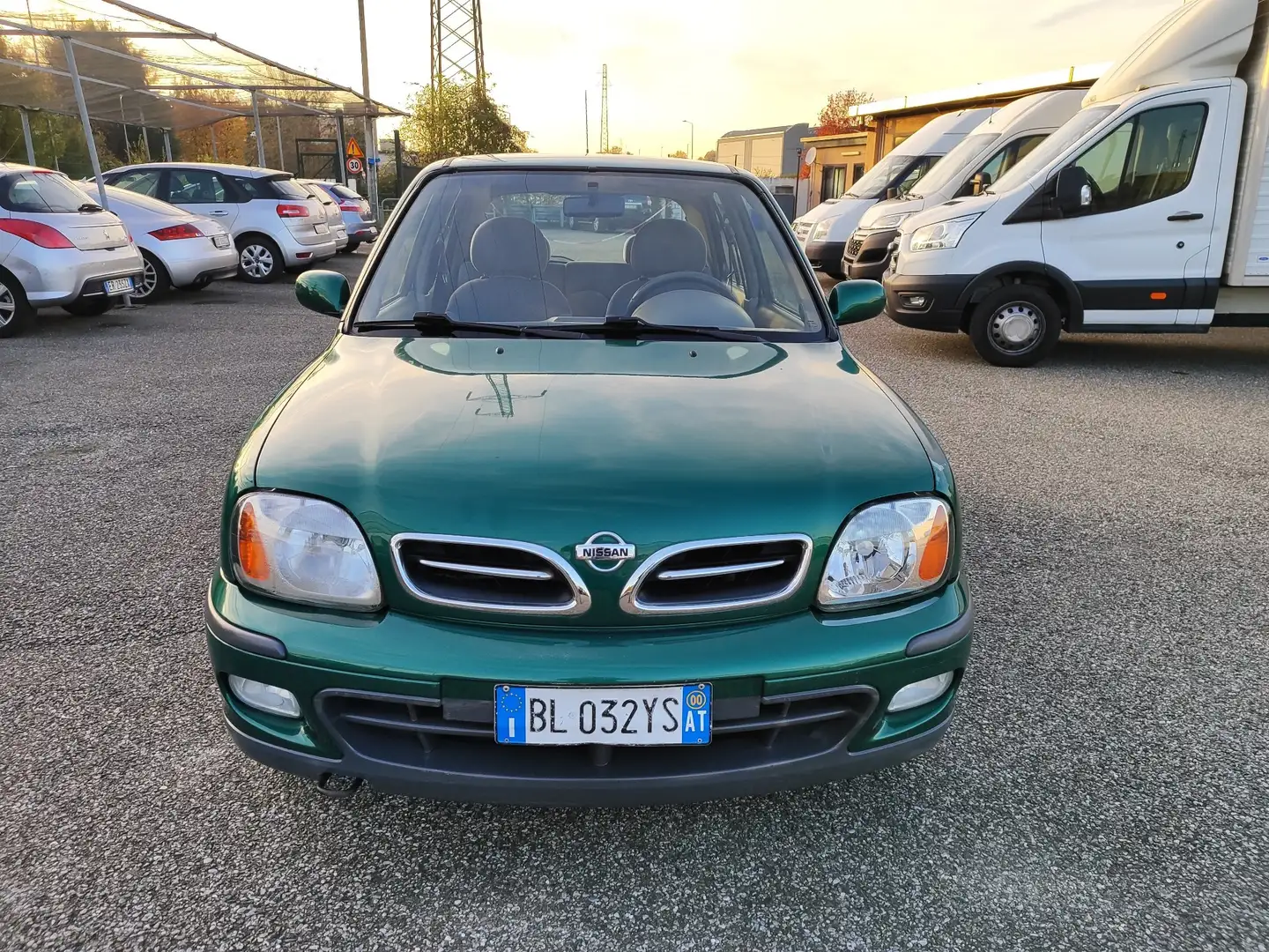 Nissan Micra II 5p 1.4 Luxury EURO 4 neopatentati Verde - 1