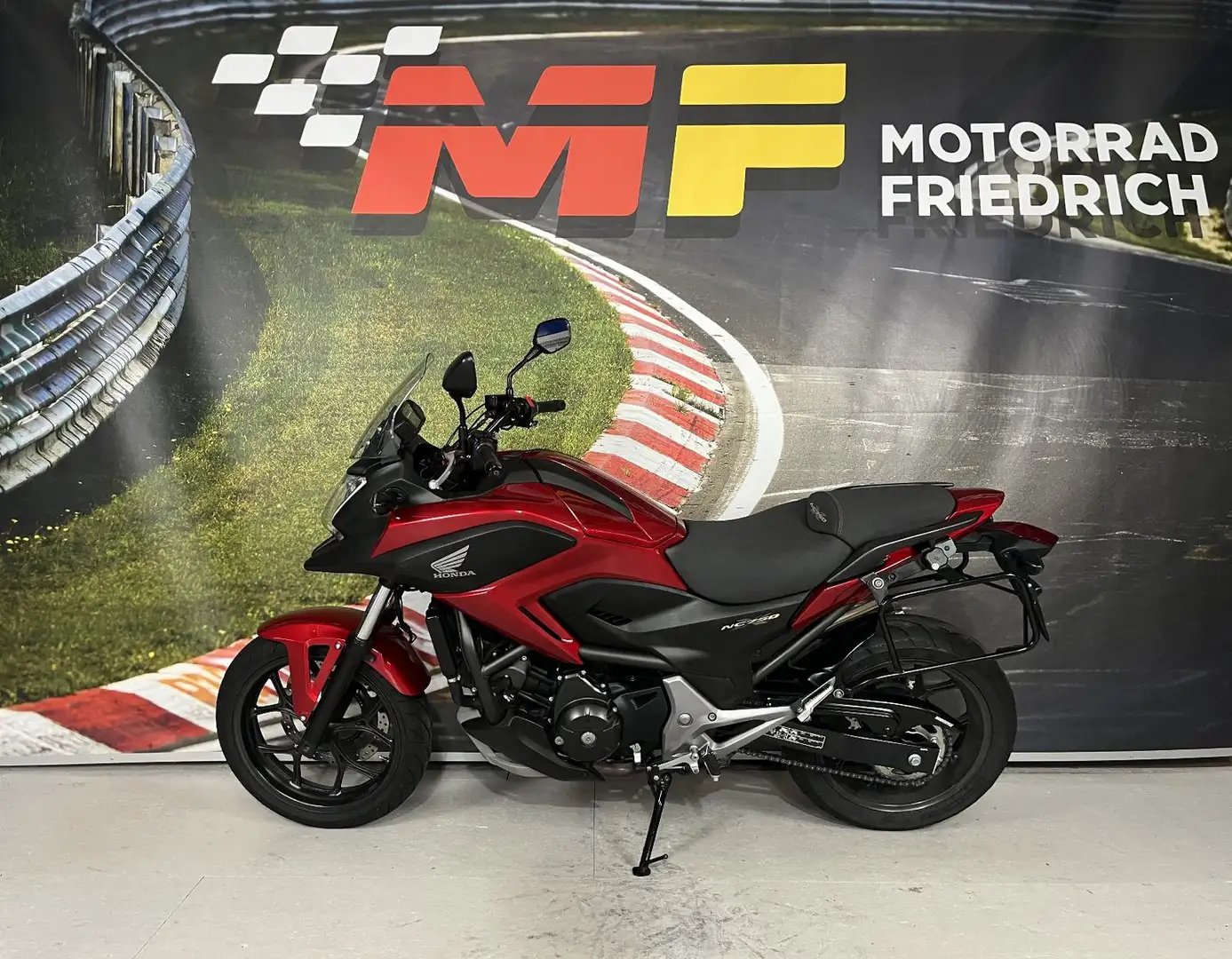 Honda NC 750 XA ABS [1. HAND|SERVICE NEU] Rot - 2