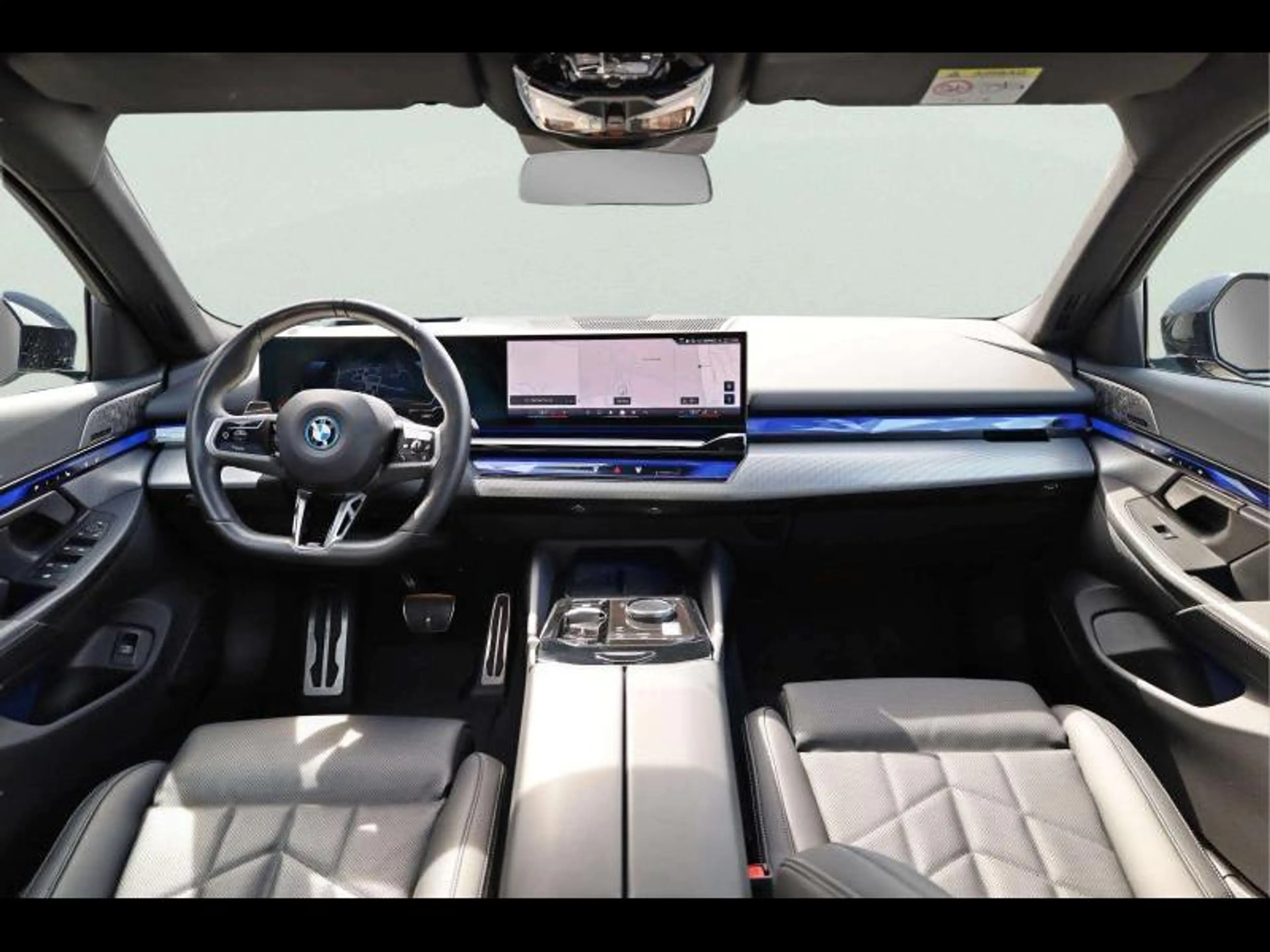 BMW i5 eDrive40 Berline Kit M Sport — photo 8