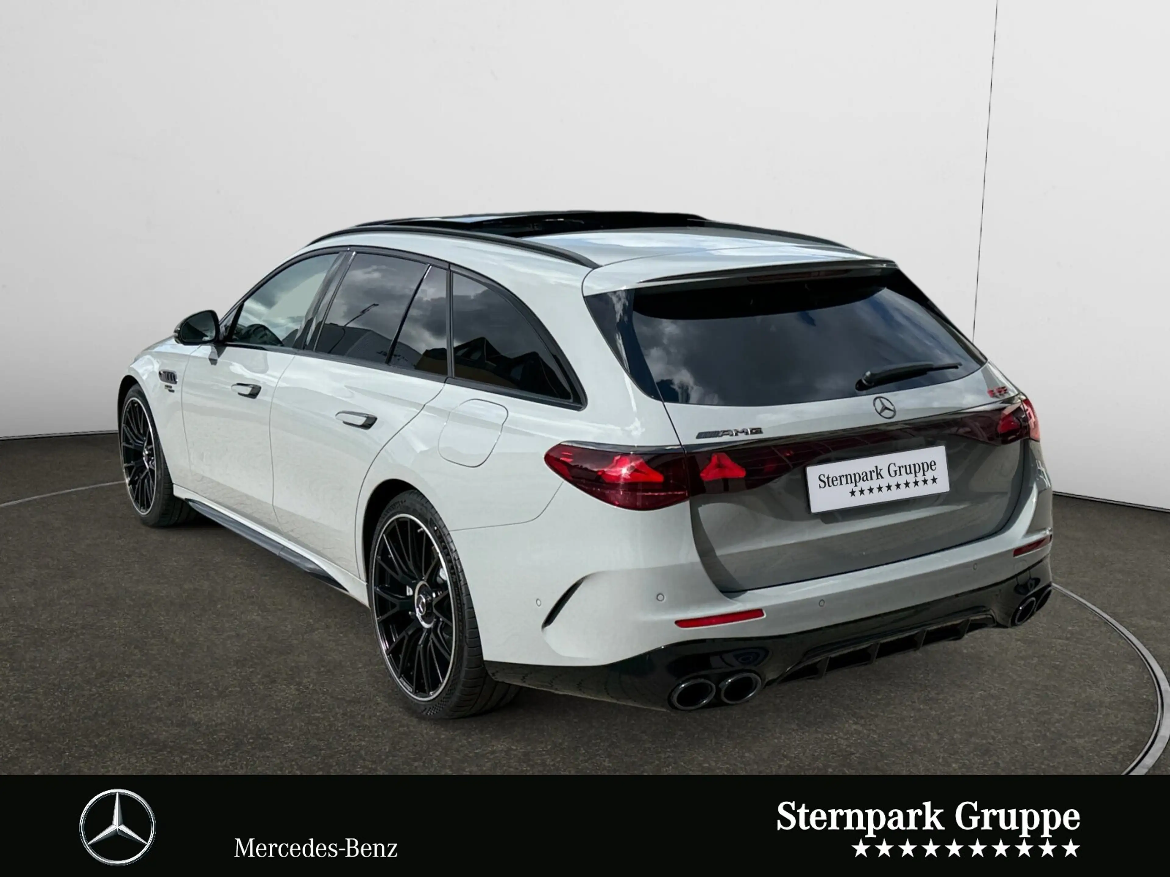 Mercedes-Benz E 53 AMG Mercedes-AMG E 53 HYBRID 4MATIC+ T-Modell Premium — photo 3