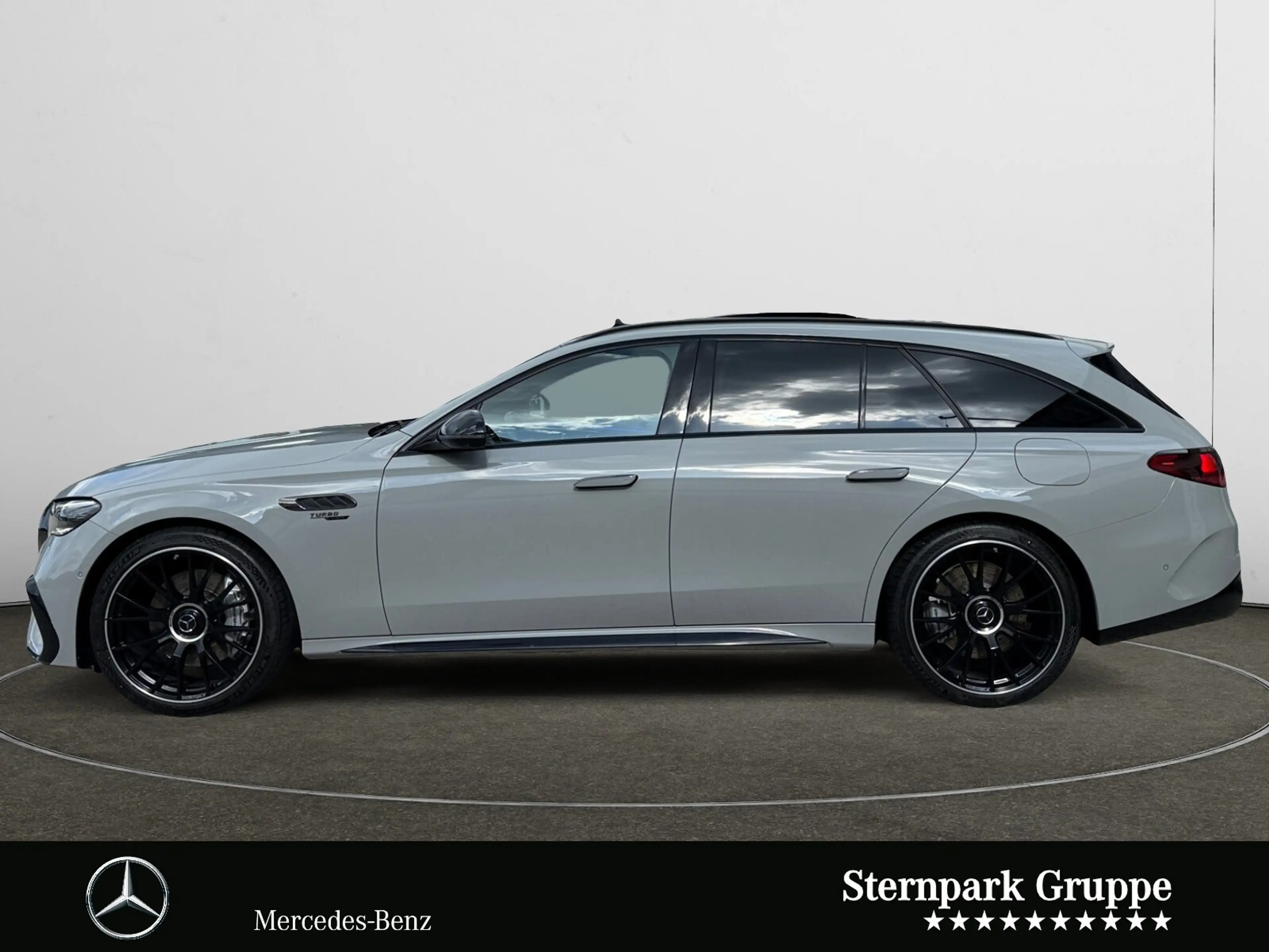 Mercedes-Benz E 53 AMG Mercedes-AMG E 53 HYBRID 4MATIC+ T-Modell Premium — photo 2