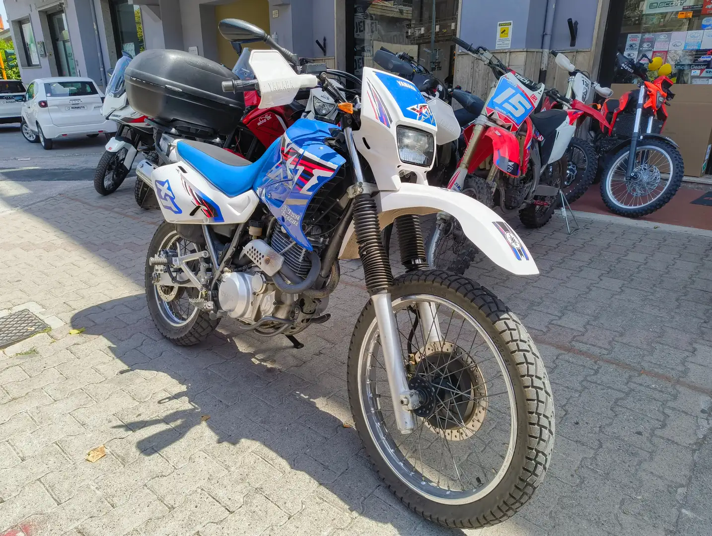 Yamaha XT 600 Azul - 2