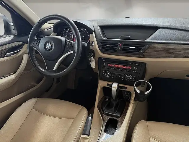 BMW X1 view 10