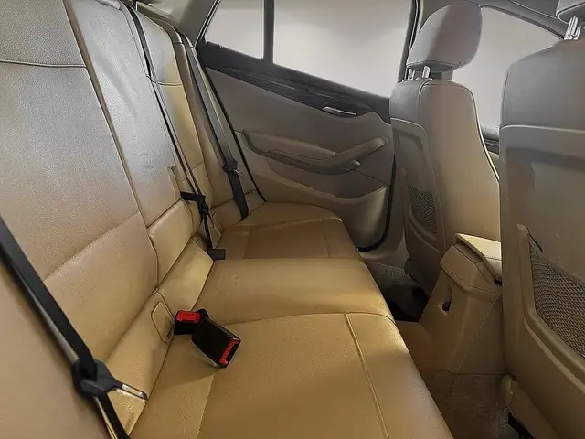 BMW X1 view 11