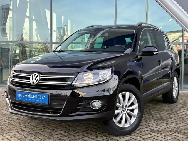 Volkswagen Tiguan 1.4 TSI Sport&Style 161pk Navigatie / Stoelverwarm