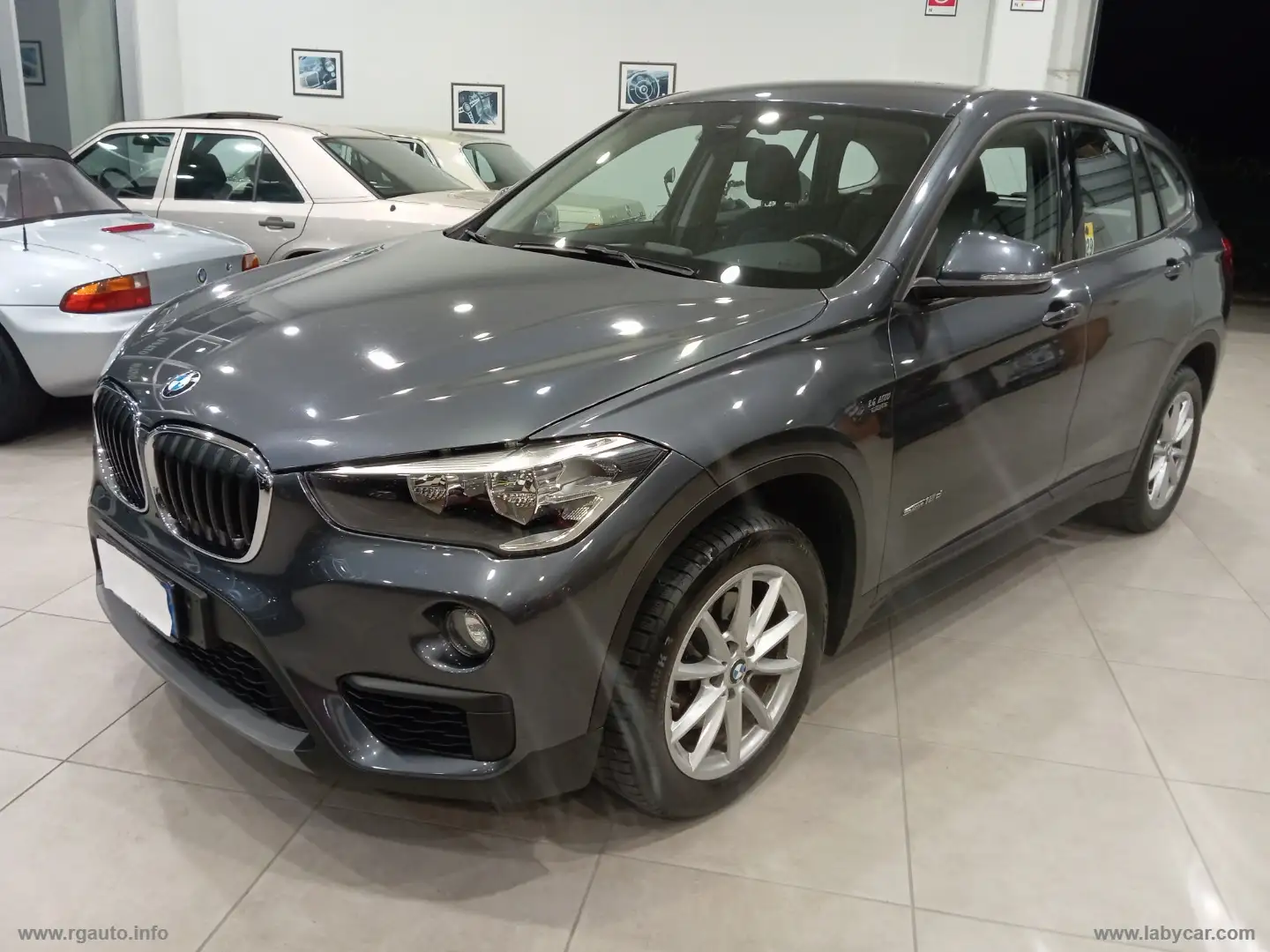 BMW X1 sDrive18d Grigio - 1