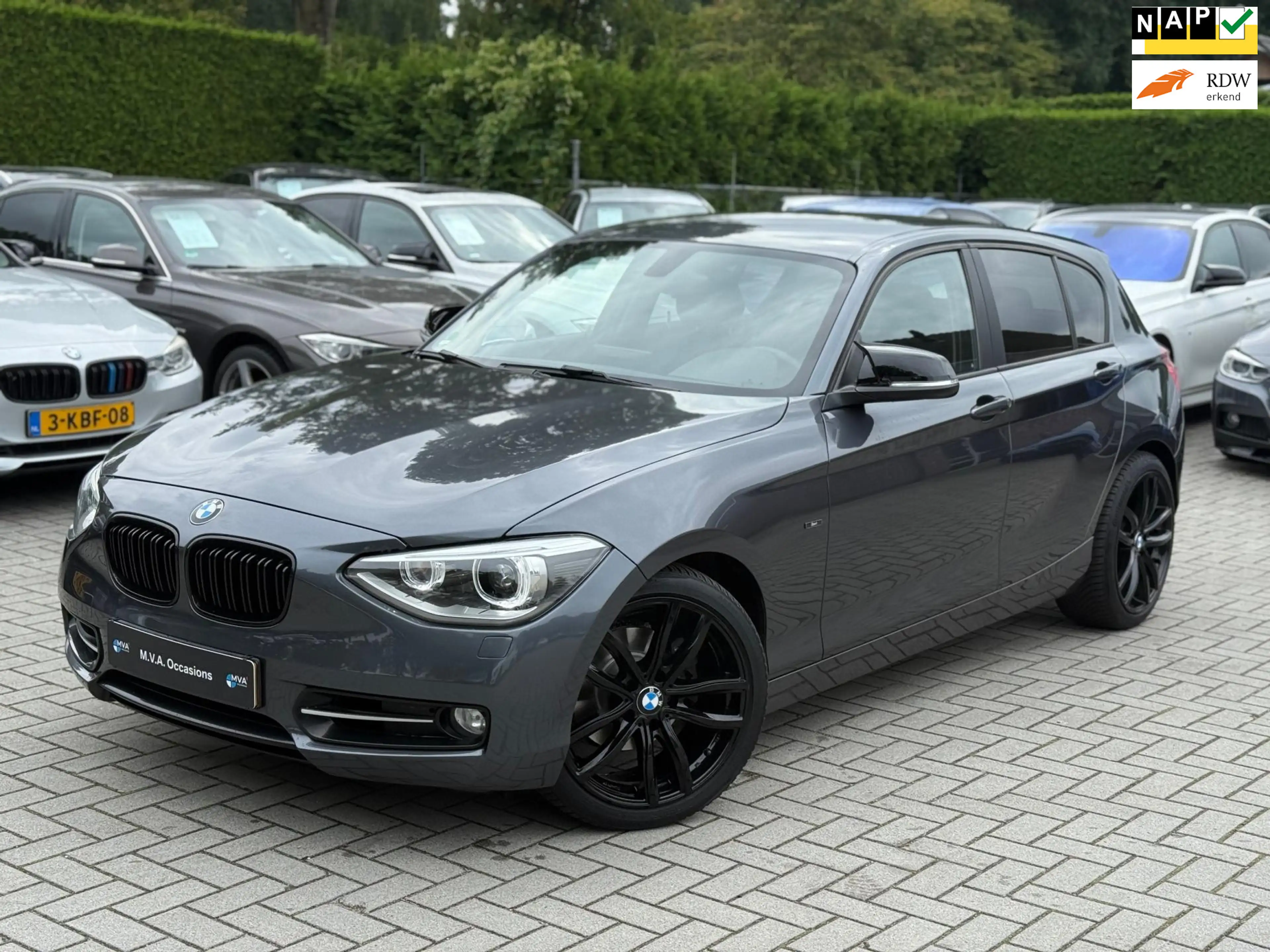 BMW 118 1-serie 118i Limited Edition Sport|Nieuwe Ketting