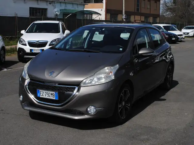 Peugeot 208 5p 1.4 hdi 8v Allure