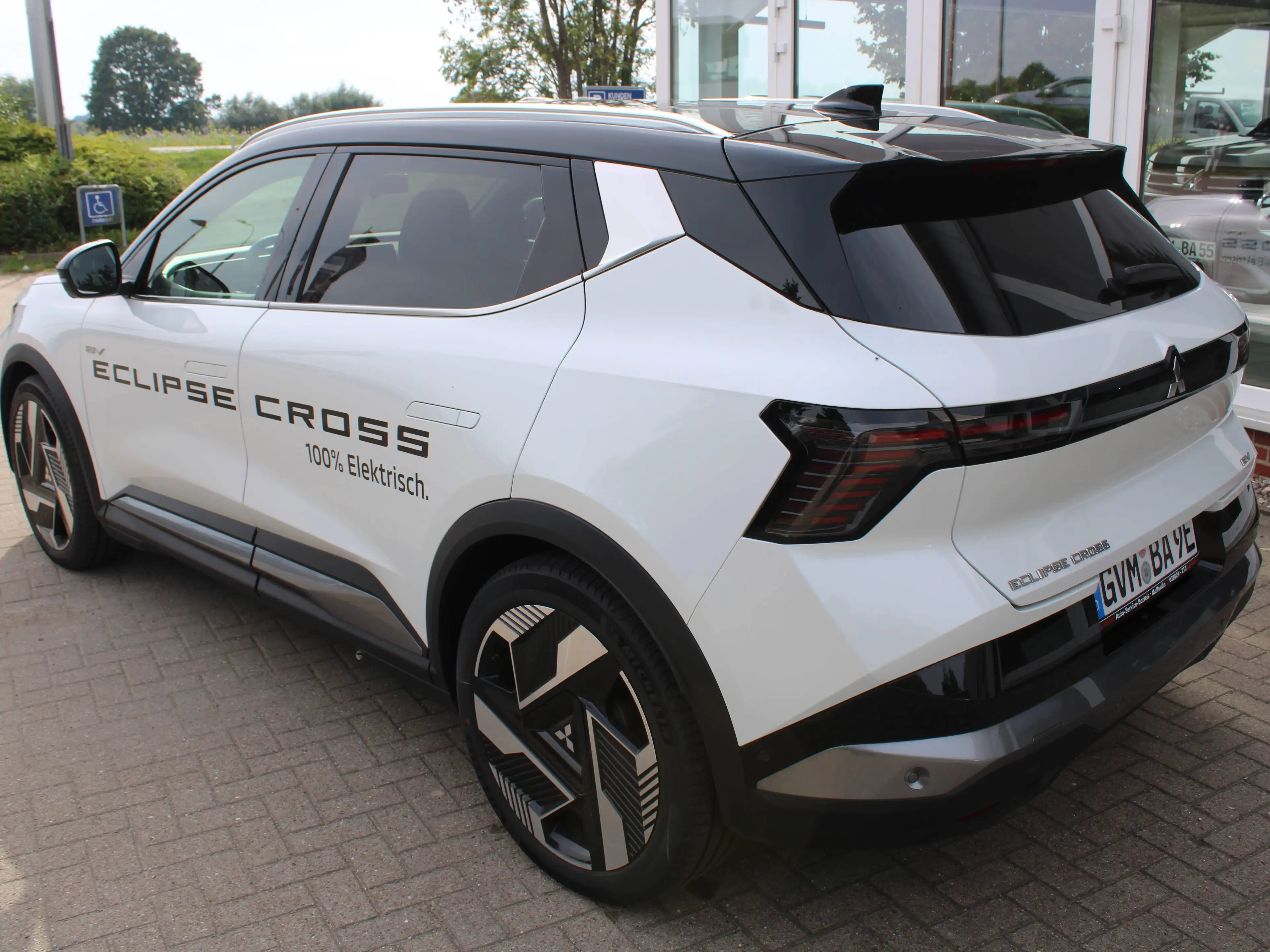 Mitsubishi Eclipse Cross Eclipse Cross Diamant Top Luxury Paket 87KW (22KW) — photo 4