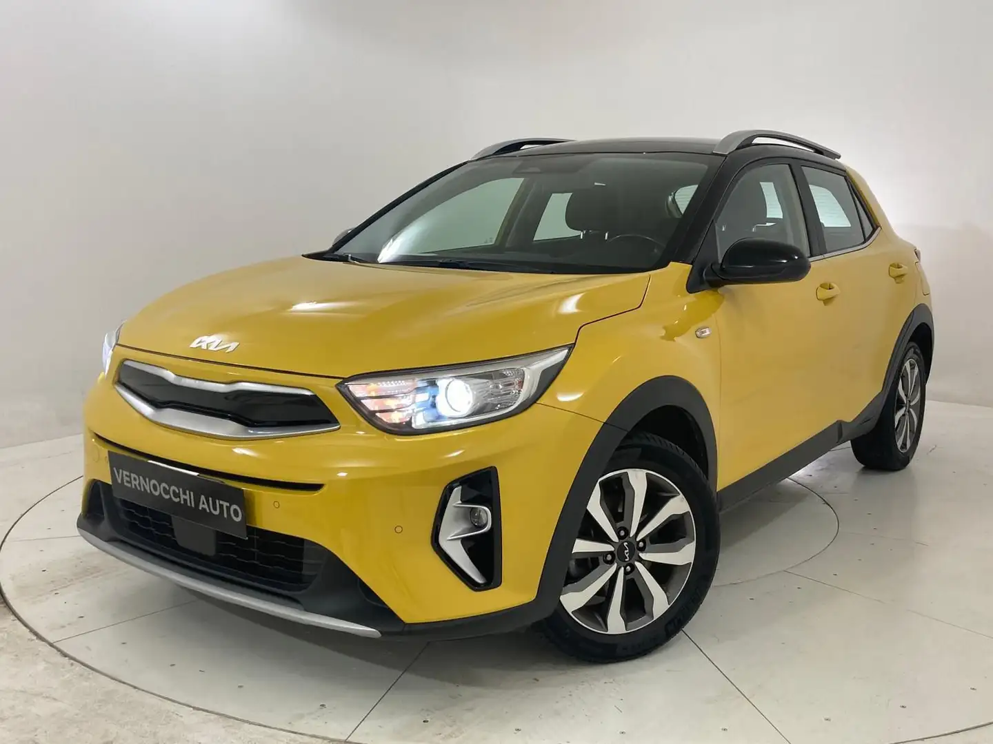Kia Stonic 1.2 dpi Style s/Design Pack 84cv Giallo - 1