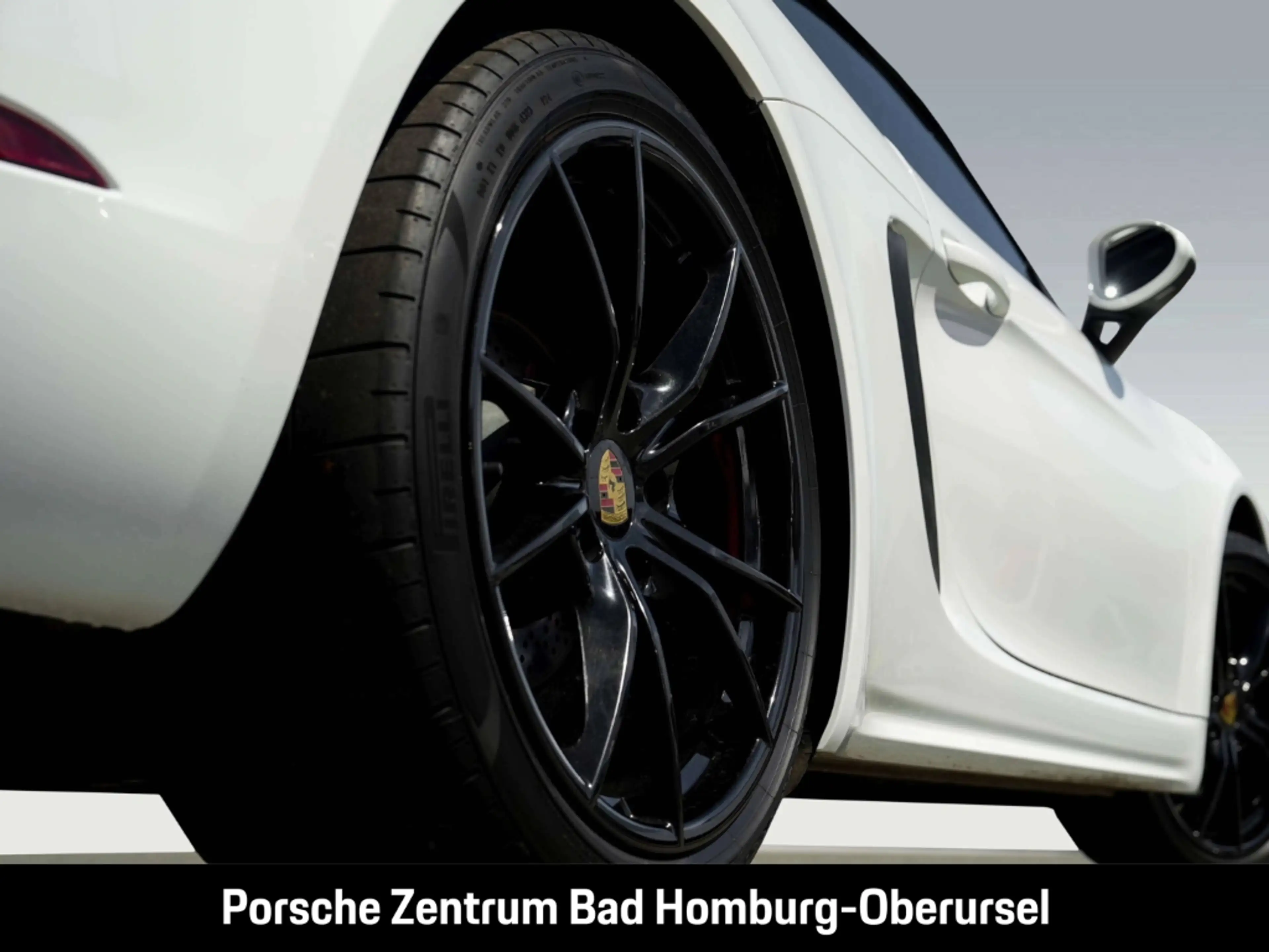 Porsche Boxster 718 S — photo 8