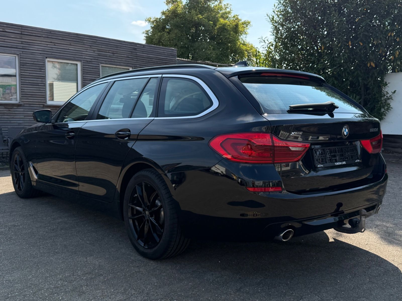 BMW 520 d xDrive Touring AHK PDC Rückfahrkamera — photo 7