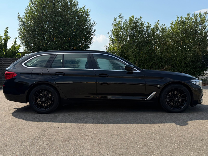BMW 520 d xDrive Touring AHK PDC Rückfahrkamera — photo 4