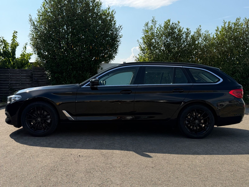 BMW 520 d xDrive Touring AHK PDC Rückfahrkamera — photo 8