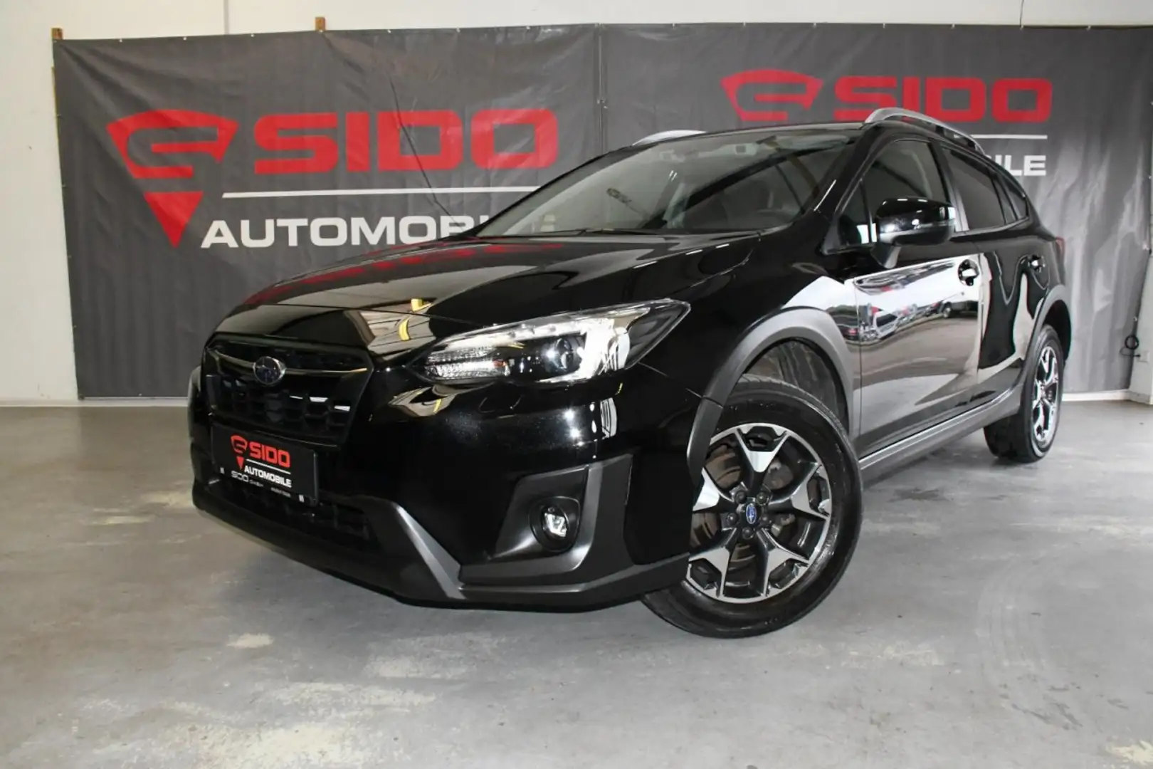 Subaru XV 1.6i AWD Comfort Aut. ACC*LED*CAM*SHZ*APP Klima Černá - 1