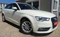 Audi A3 Sportback1.4 TFSI/Xenon/PDC/SHZ/1.Hand Weiß - thumbnail 2