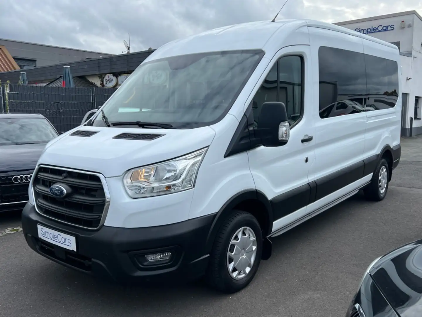 Ford Transit Kombi 310 L3*Rollstuhlladerampe/9 Sitze Weiß - 1