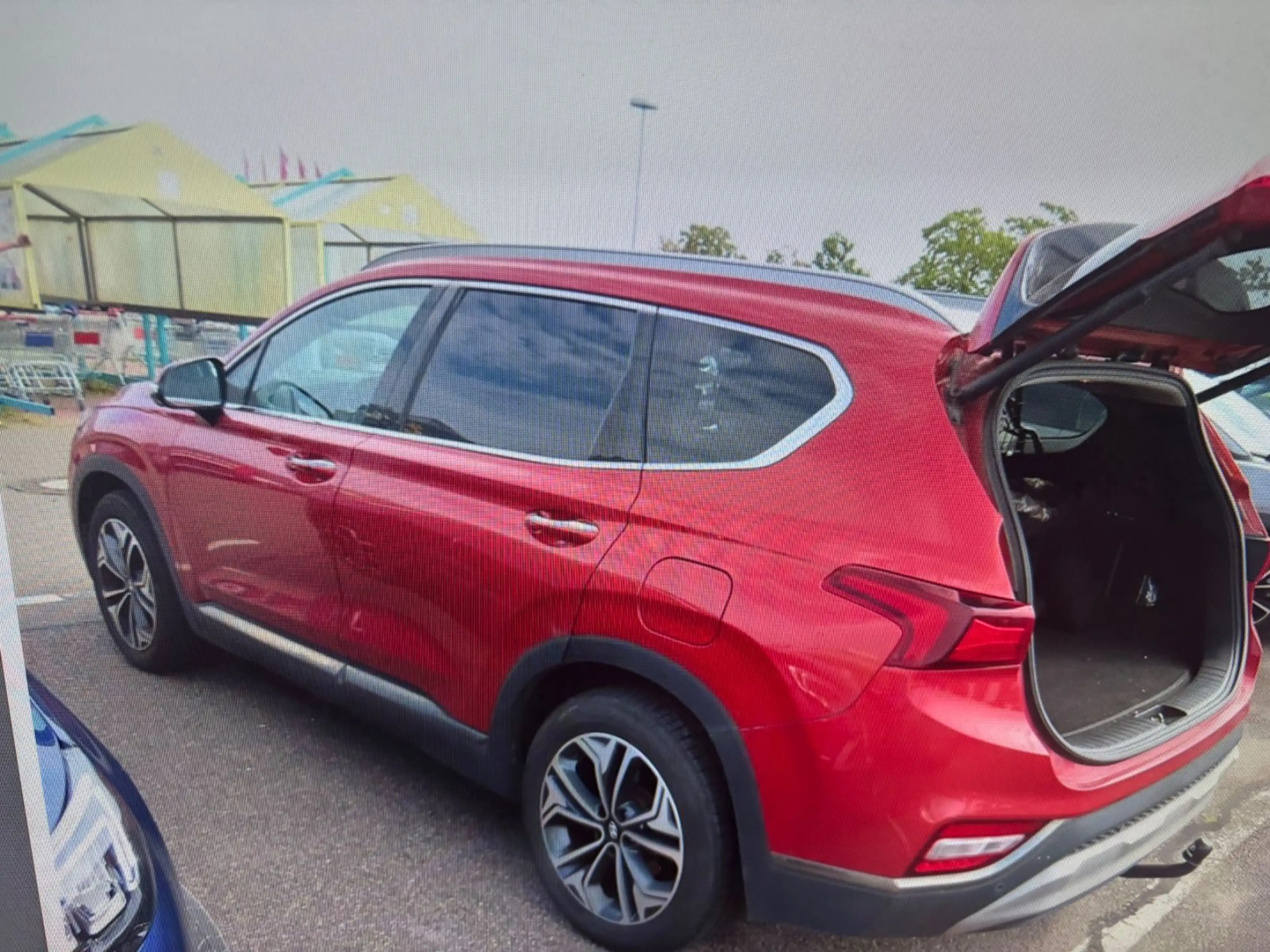 Hyundai SANTA FE Premium 2WD — photo 3