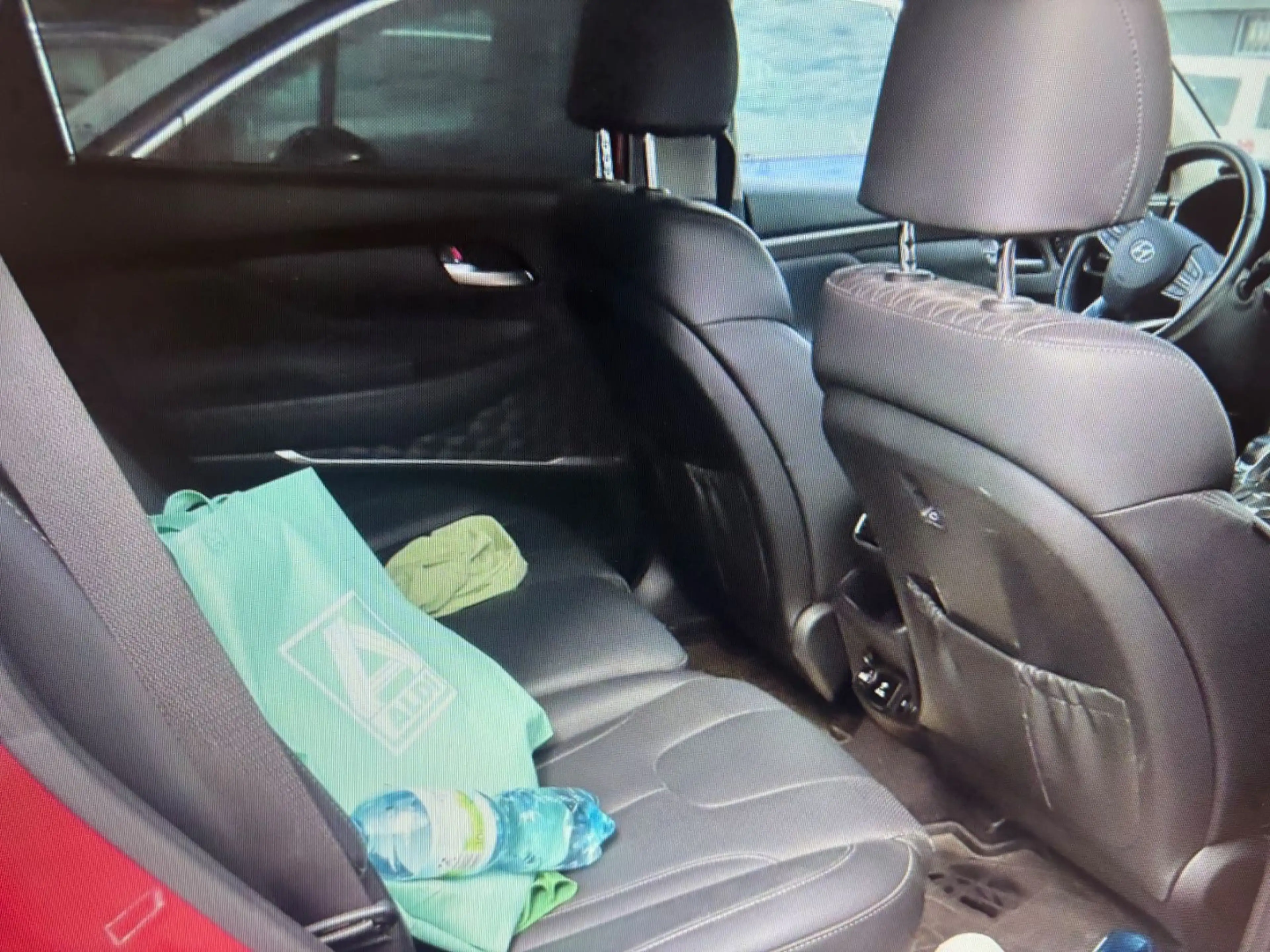 Hyundai SANTA FE Premium 2WD — photo 6