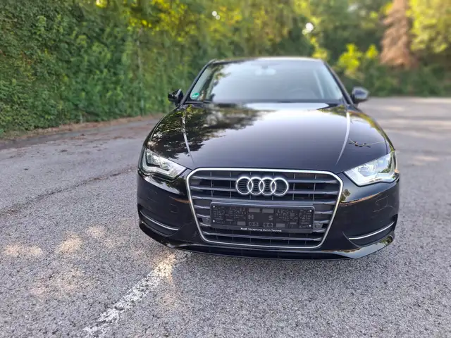 Audi A3 attraction, 1. Hand